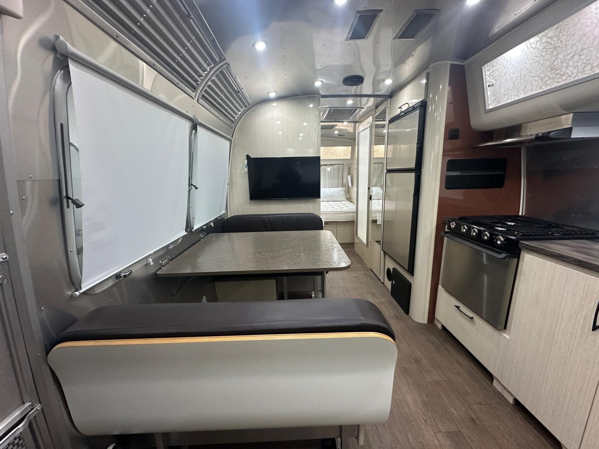 2019 Airstream 2019 Airstream International Serenity - thumbnail 12