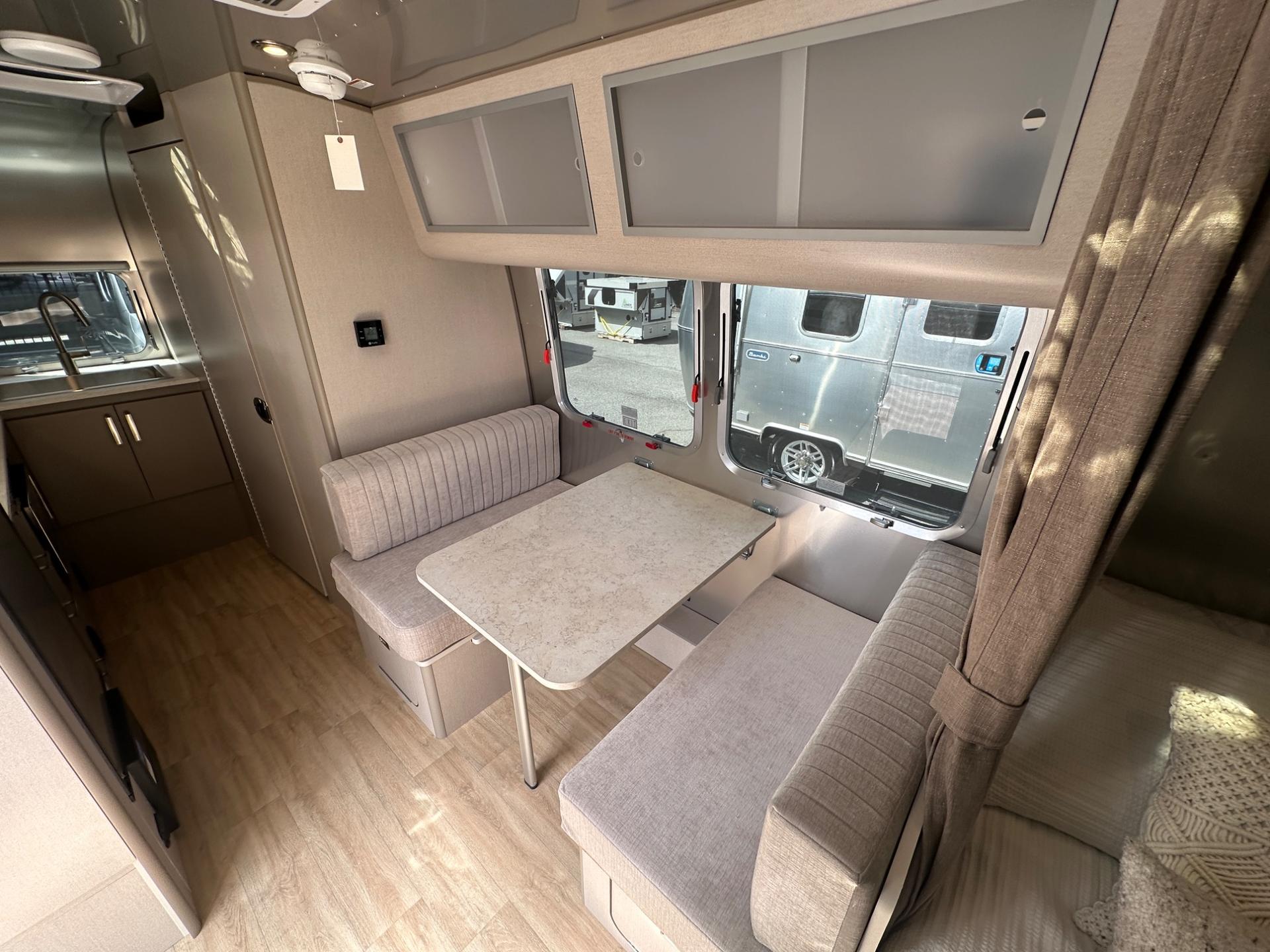 2027 Airstream 2027 Airstream Caravel - thumbnail 13
