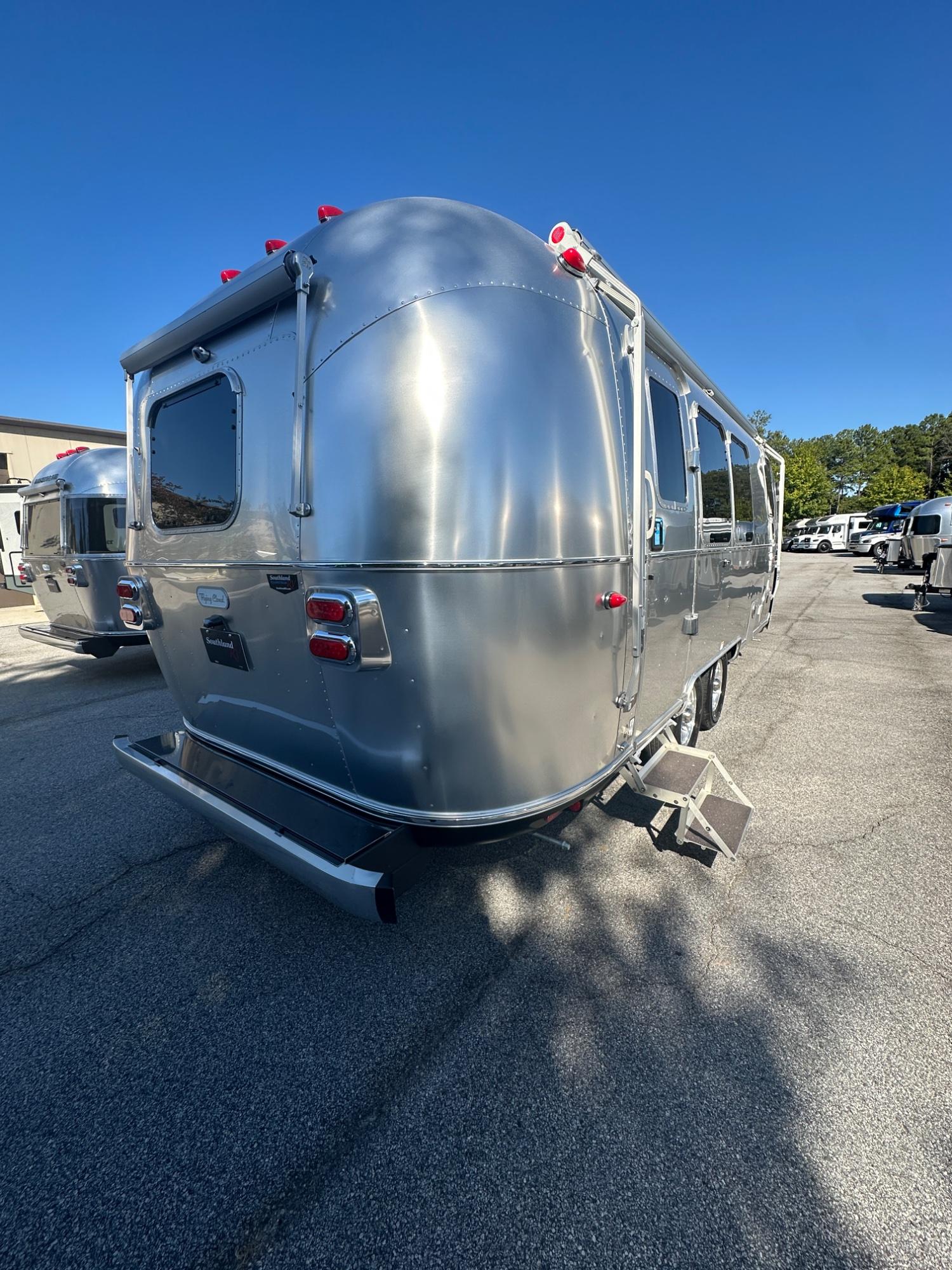 2027 Airstream 2027 Airstream Flying Cloud - thumbnail 5