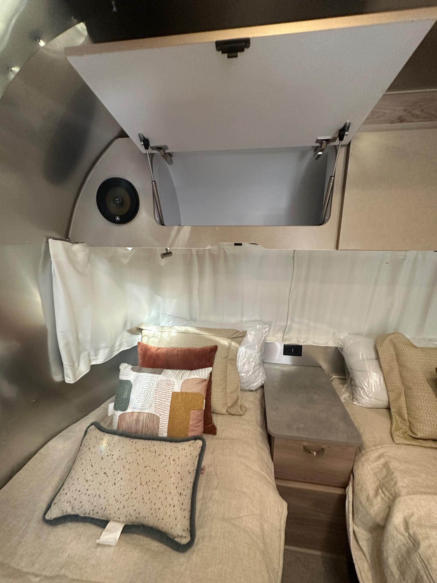 2027 Airstream 2027 Airstream Flying Cloud - thumbnail 45