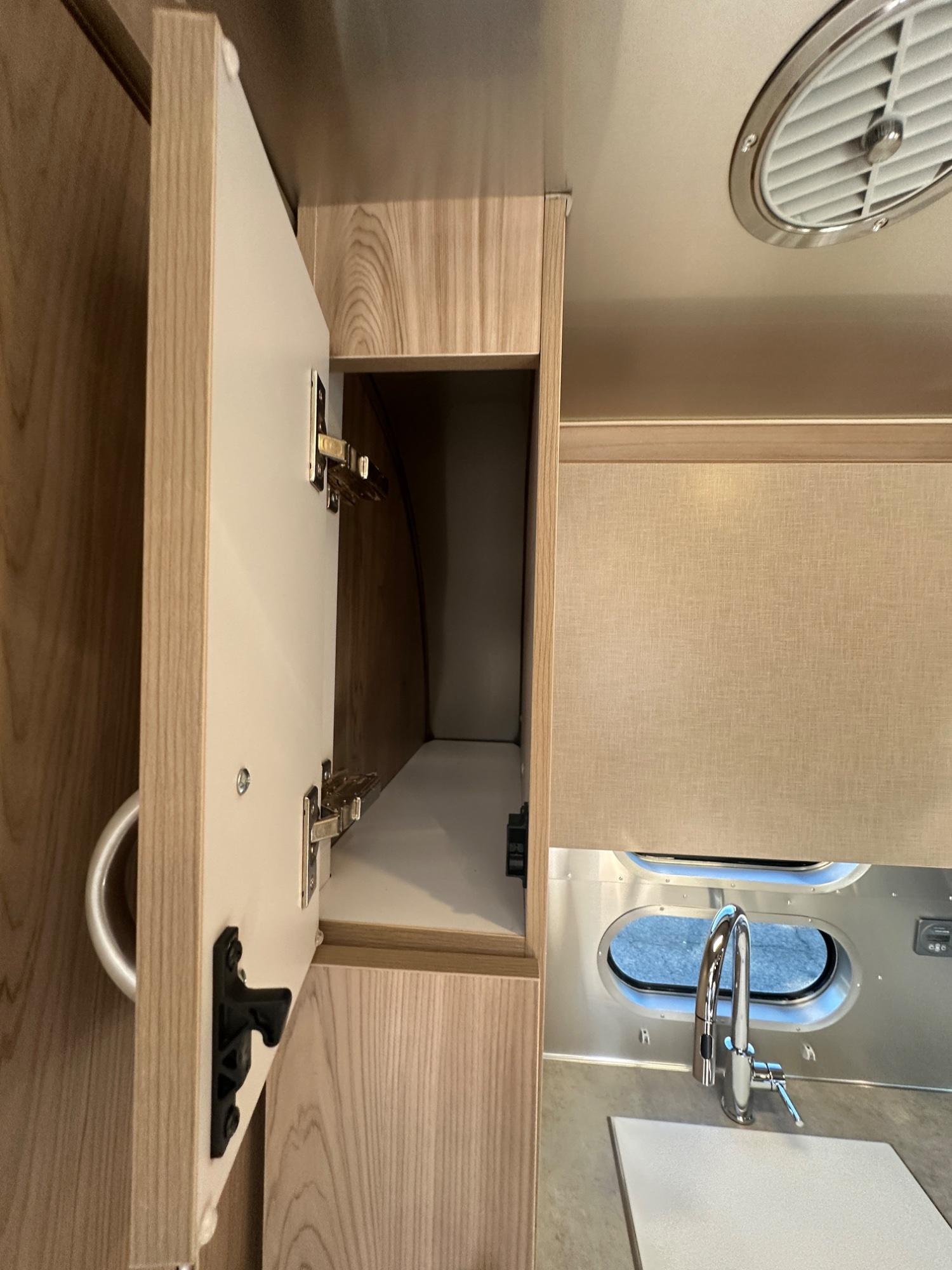 2027 Airstream 2027 Airstream Flying Cloud - thumbnail 48