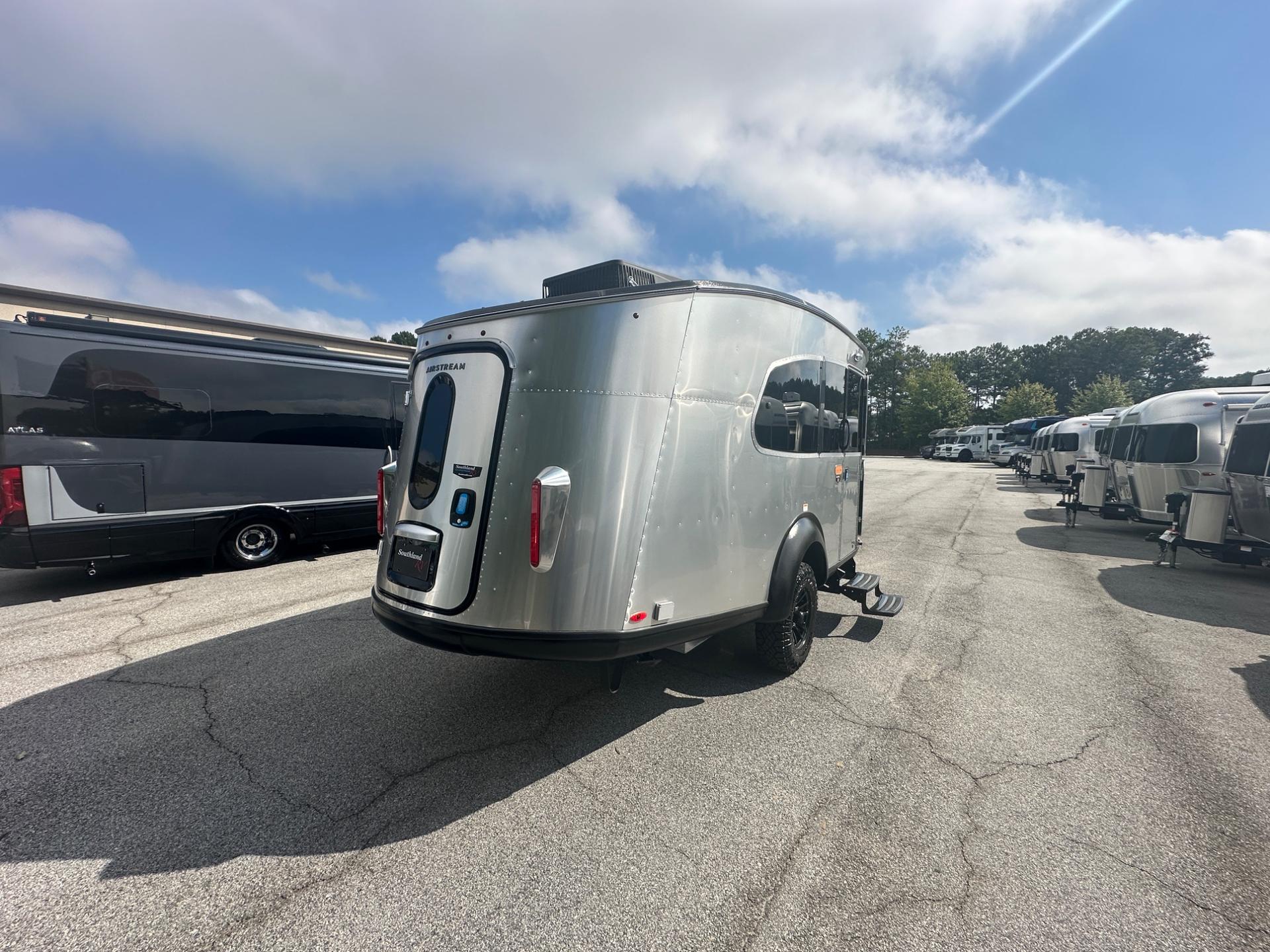 2027 Airstream 2027 Airstream Basecamp - thumbnail 3
