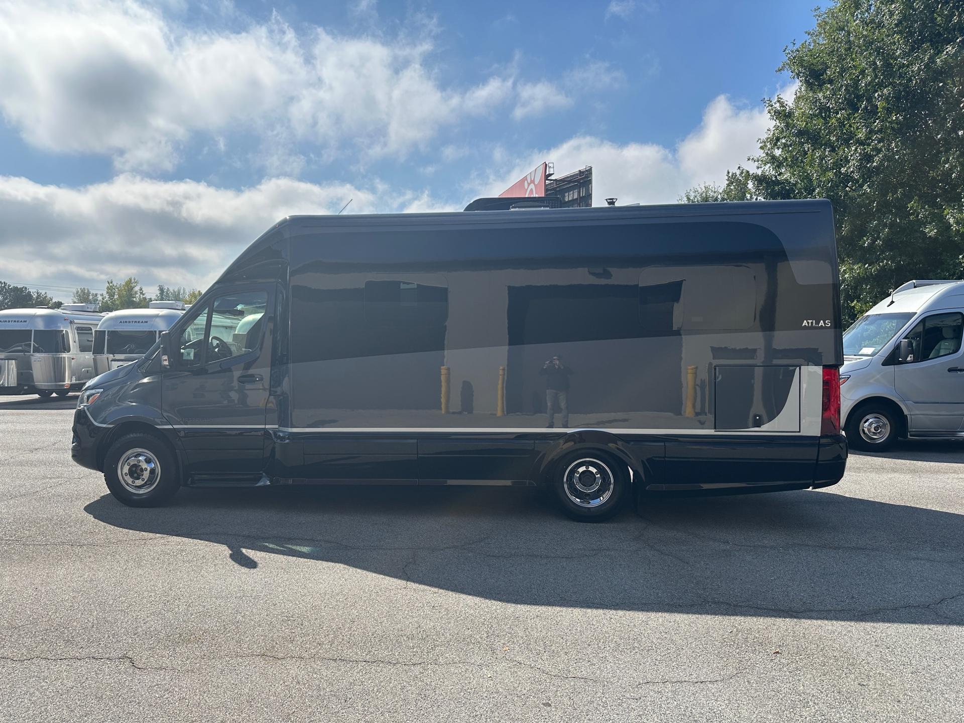 2027 Airstream 2027 Airstream Atlas - thumbnail 7