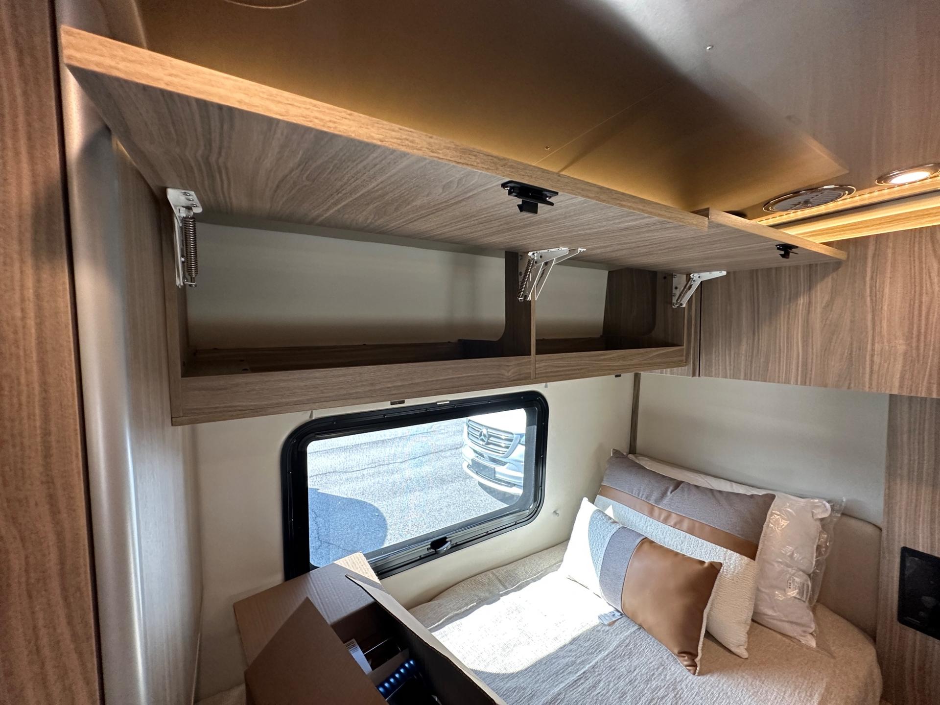 2027 Airstream 2027 Airstream Atlas - thumbnail 40