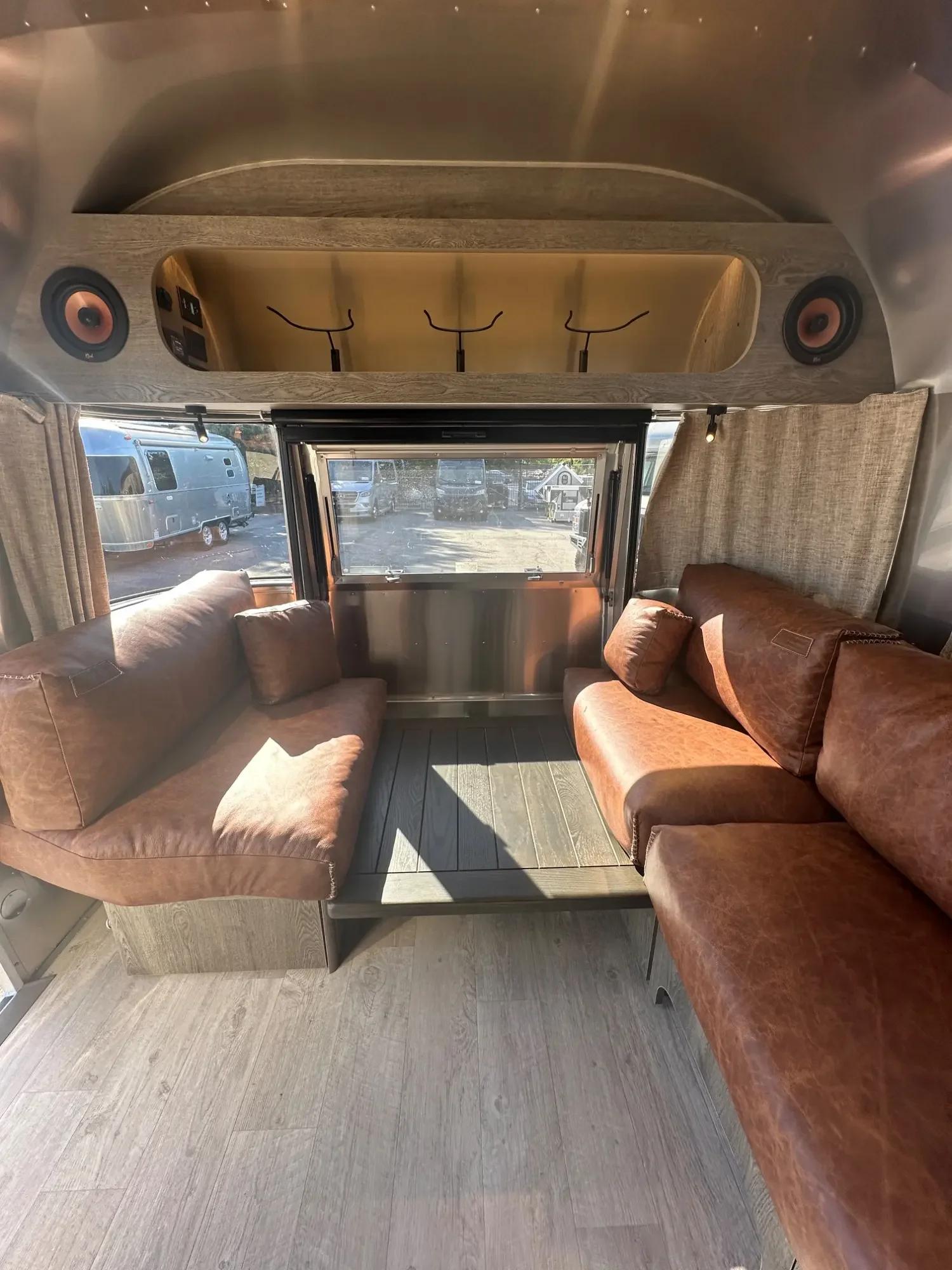 2027 Airstream 2027 Airstream Stetson 6666 SE - thumbnail 13