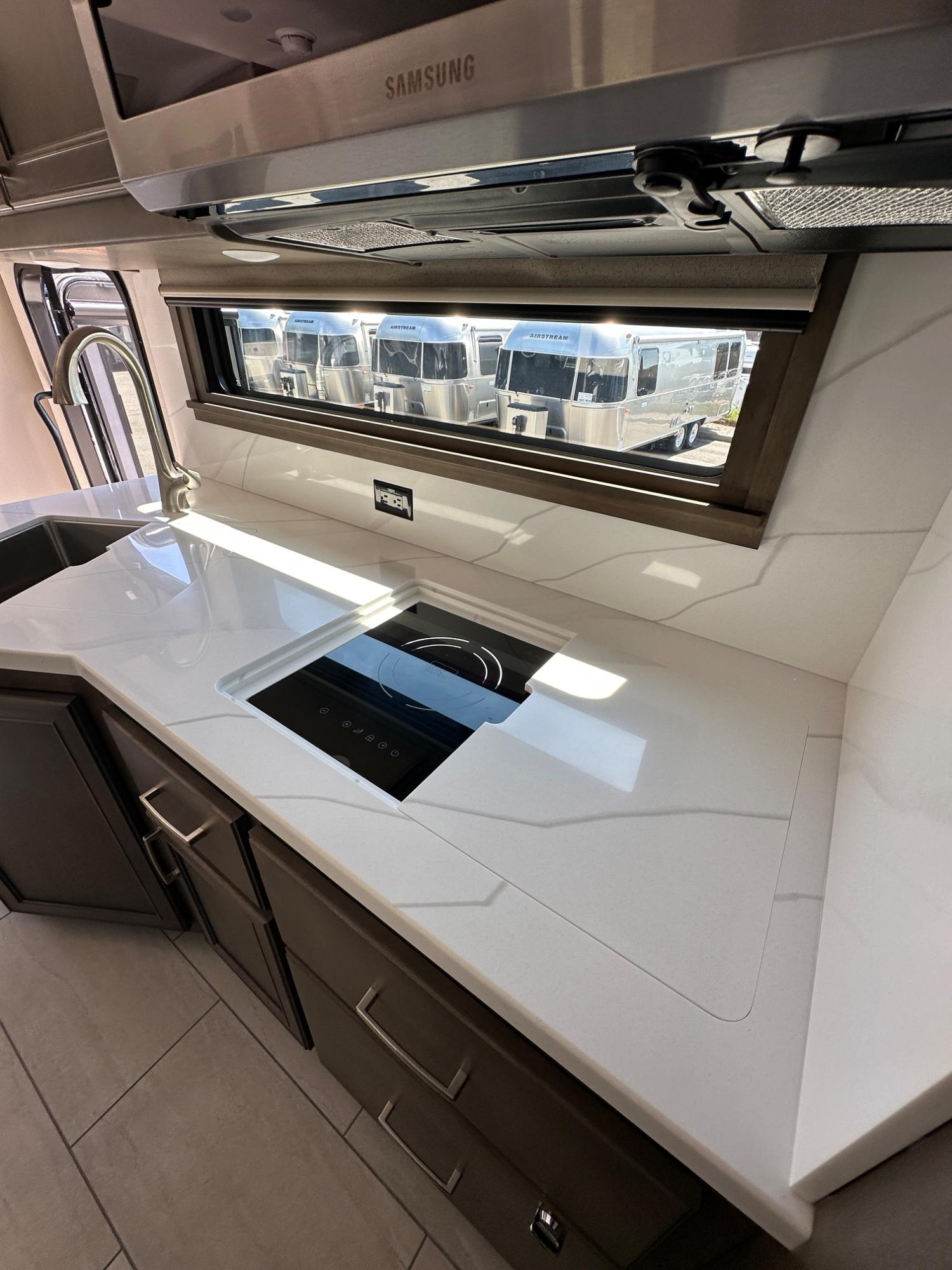 2027 Renegade RV 2027 Renegade RV Verona - thumbnail 18