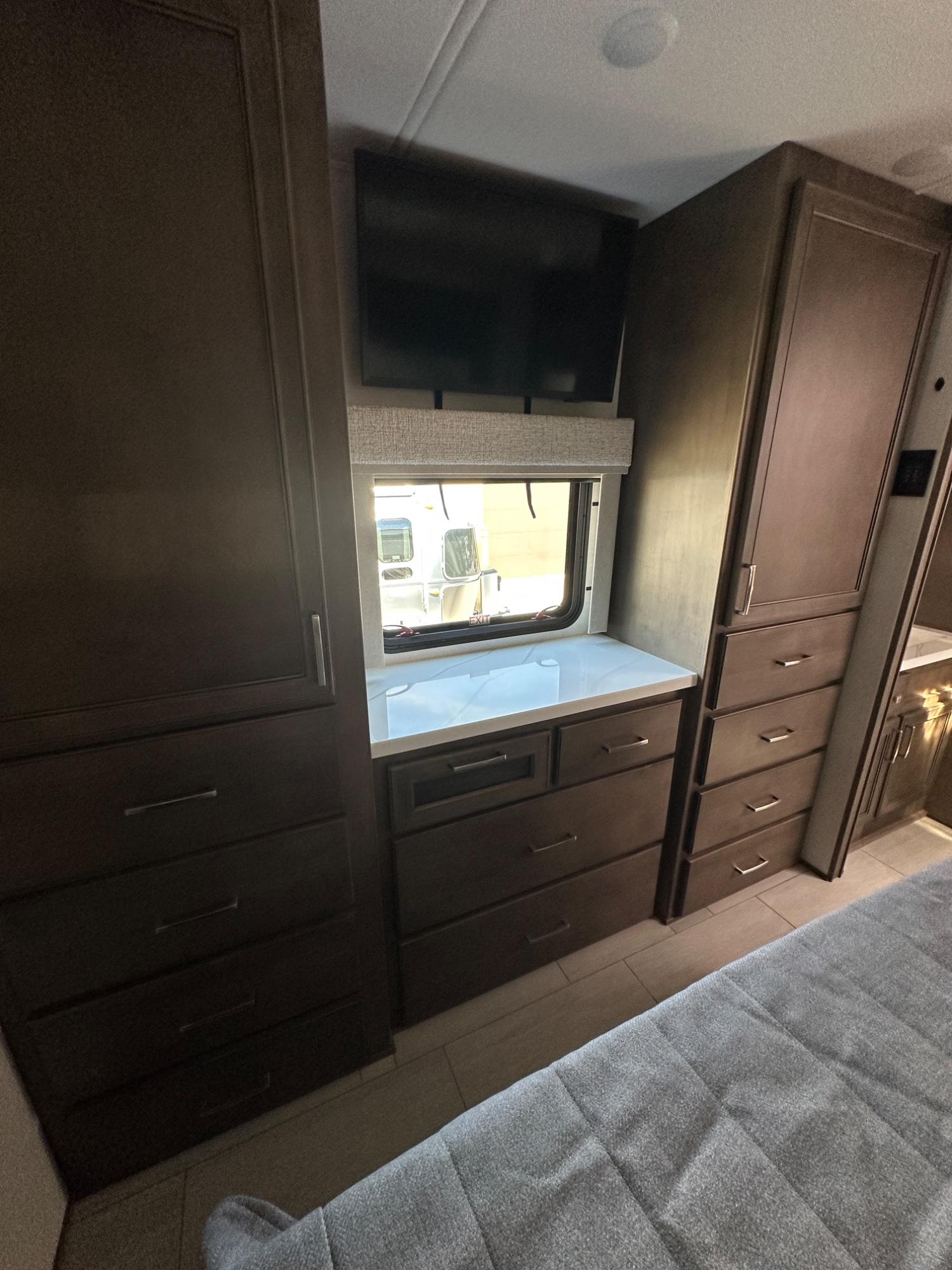 2027 Renegade RV 2027 Renegade RV Verona - thumbnail 22