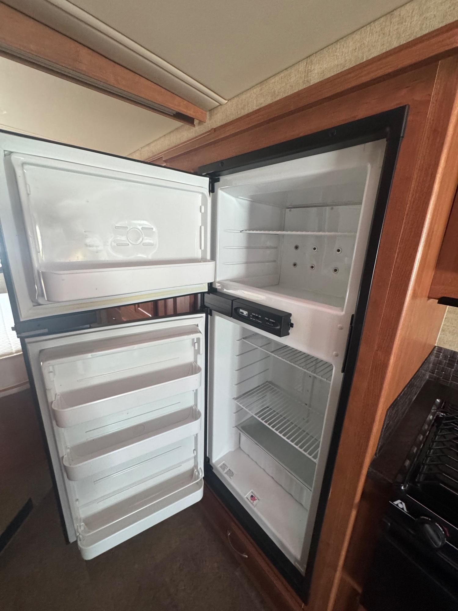 2017 Winnebago 2017 Winnebago Vista - thumbnail 14
