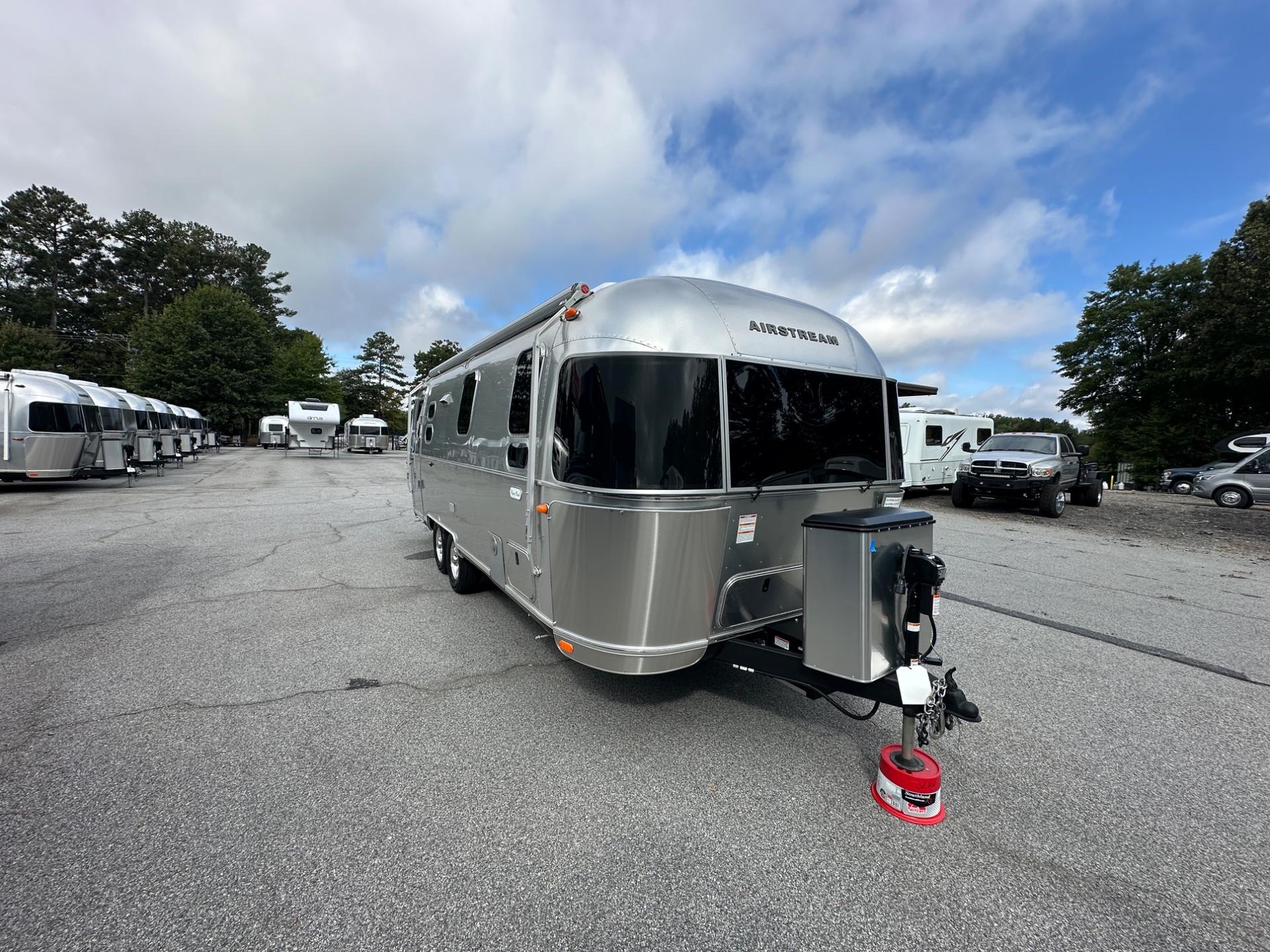 2027 Airstream 2027 Airstream Flying Cloud - image 1