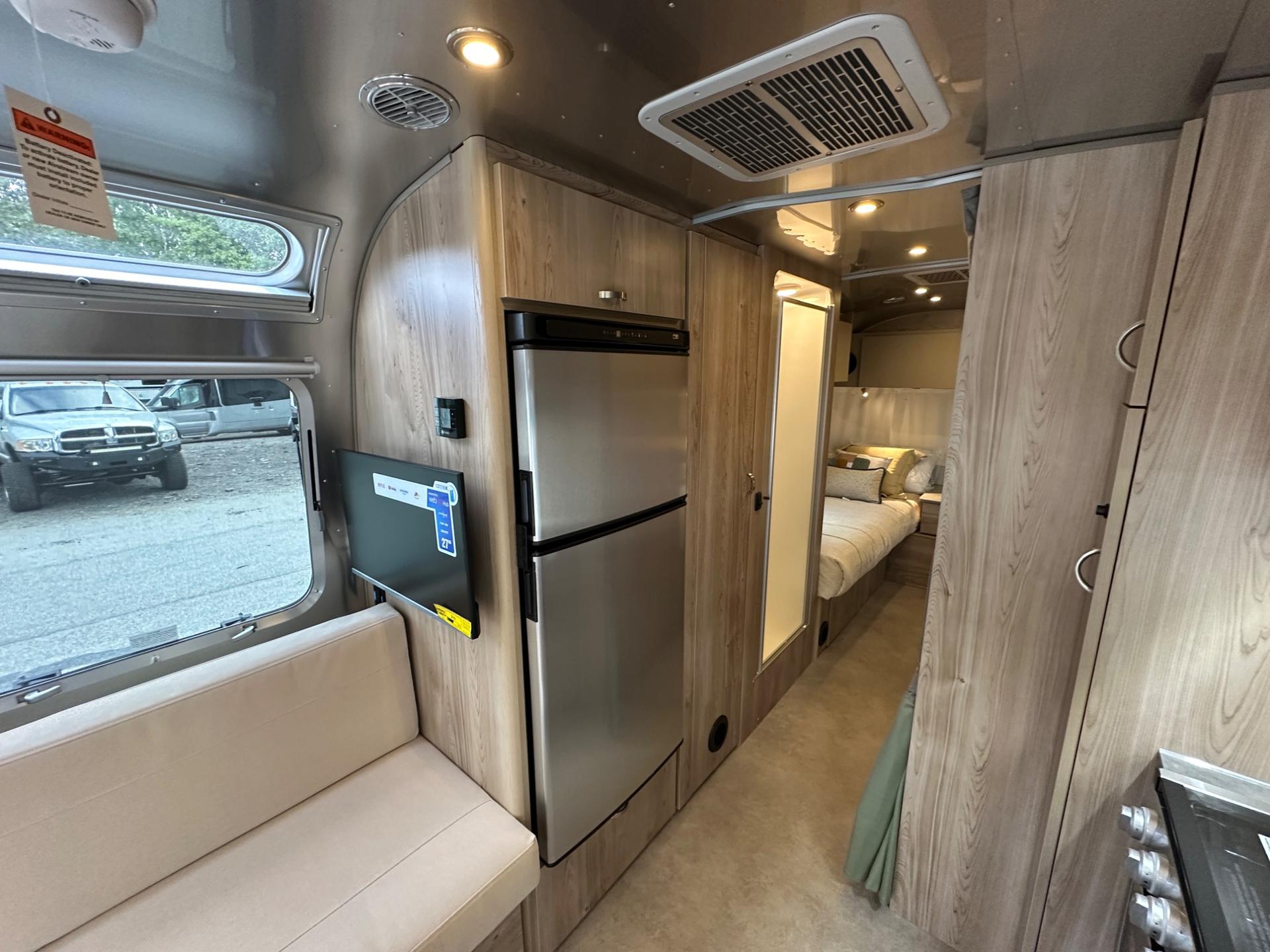 2027 Airstream 2027 Airstream Flying Cloud - thumbnail 20