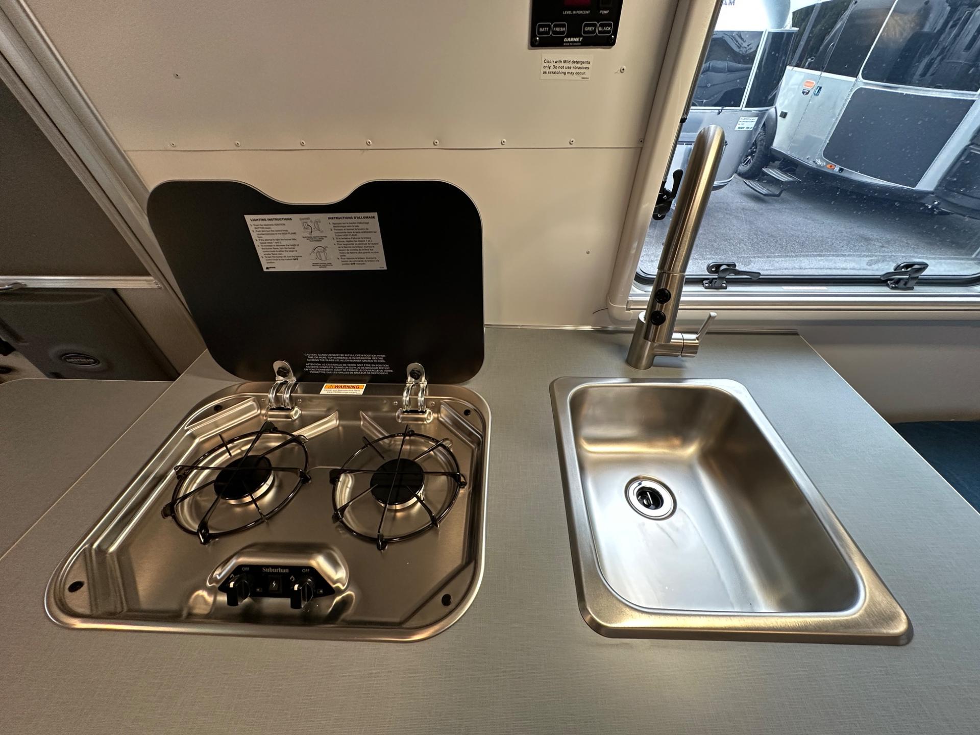 2027 Airstream 2027 Airstream World Traveler - thumbnail 38