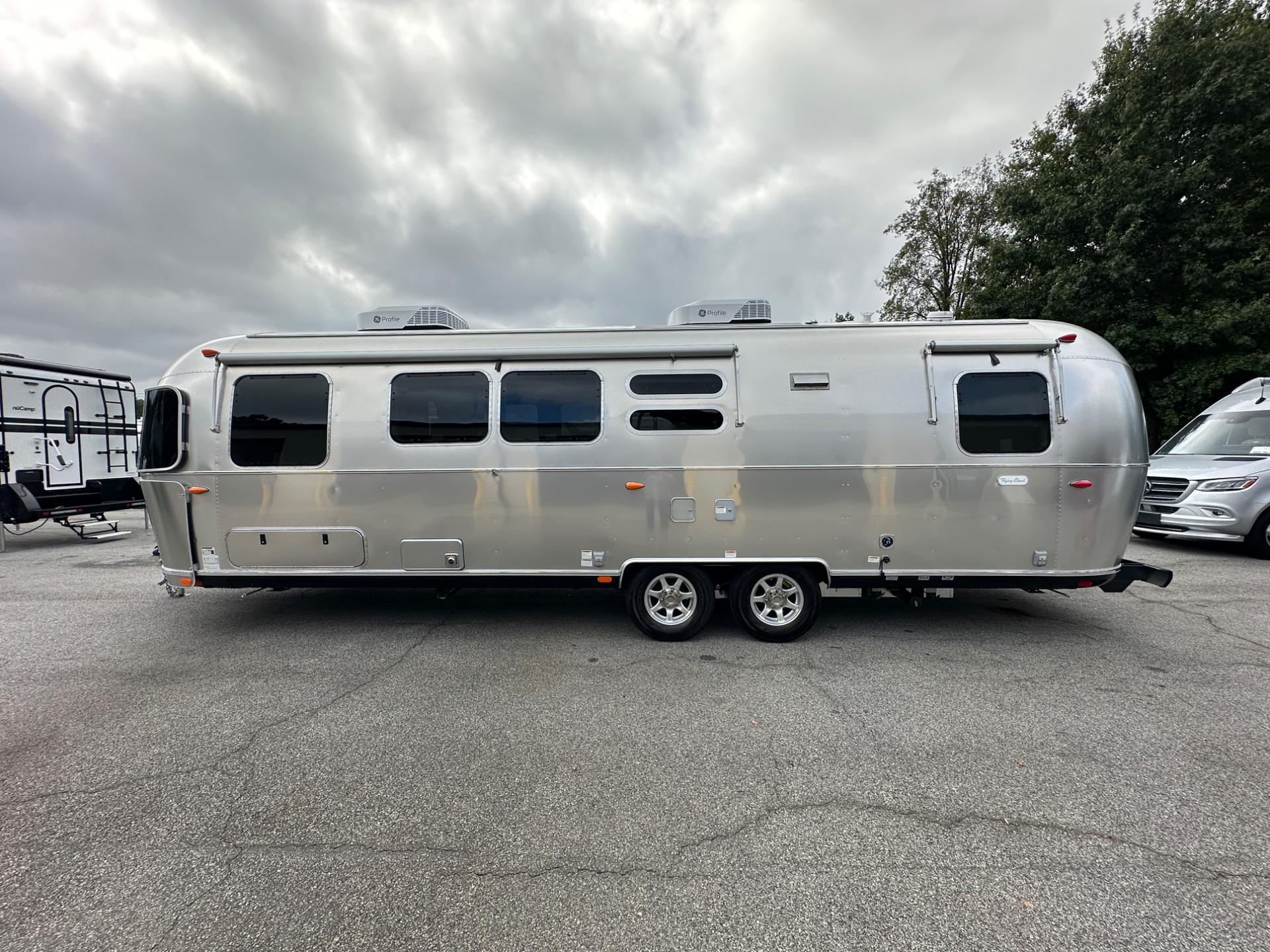 2027 Airstream 2027 Airstream Flying Cloud - thumbnail 10