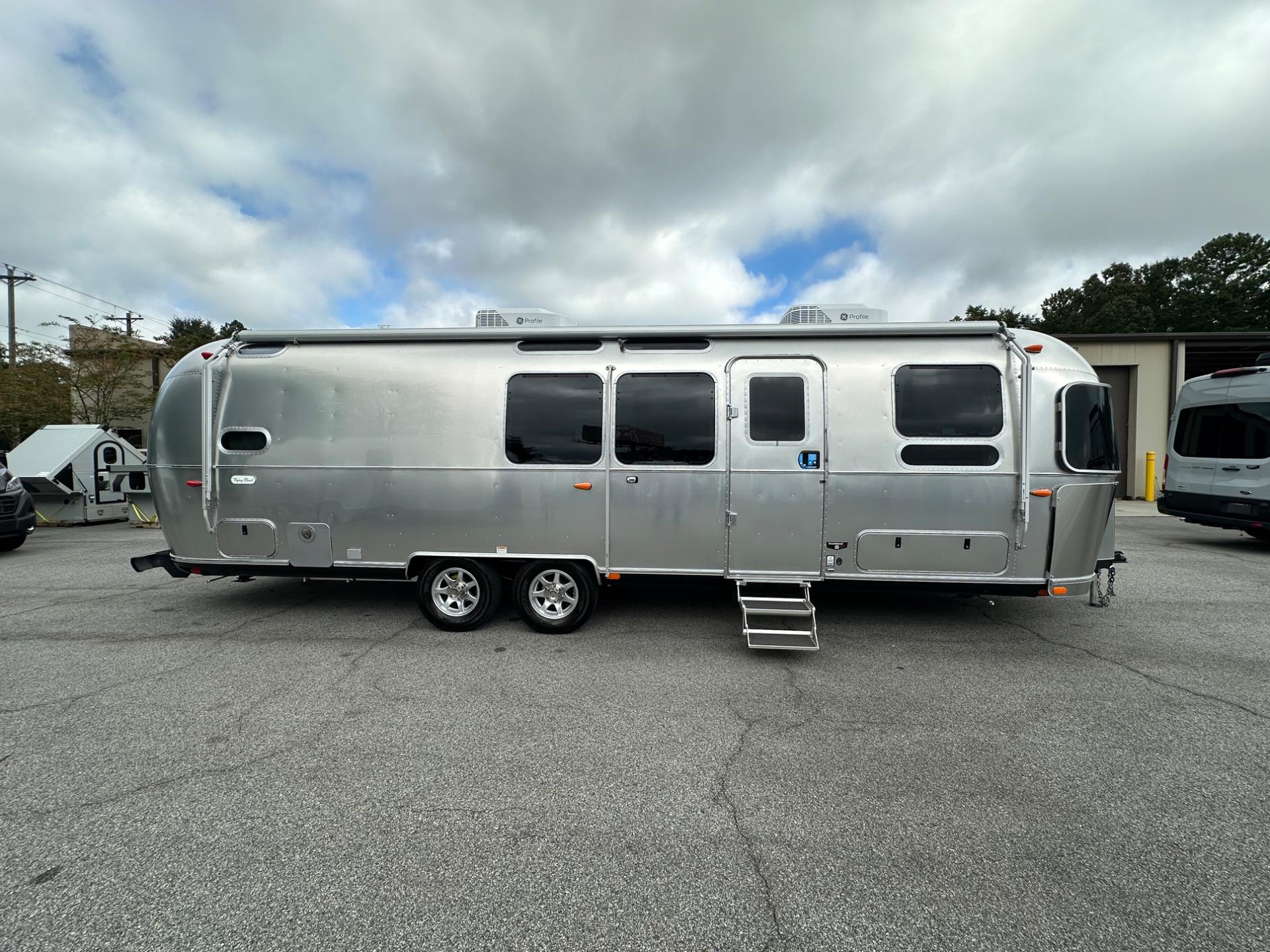 2027 Airstream 2027 Airstream Flying Cloud - thumbnail 4