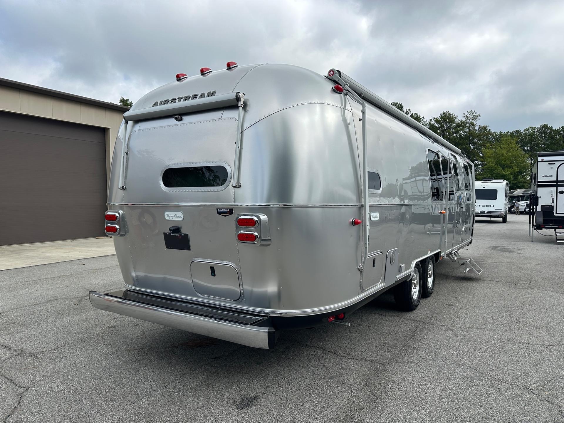 2027 Airstream 2027 Airstream Flying Cloud - thumbnail 7