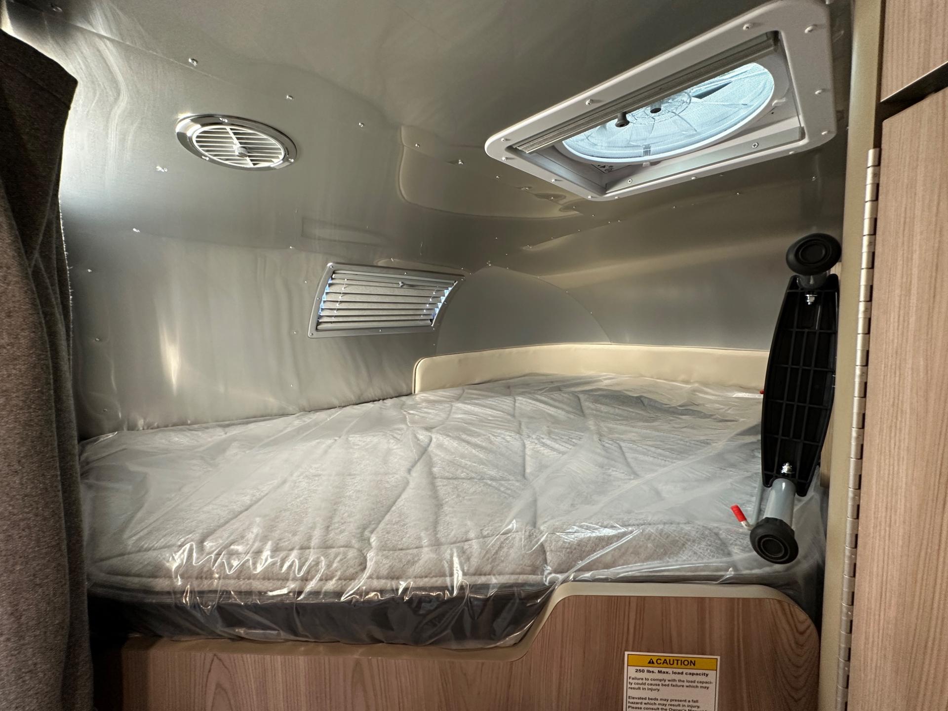 2027 Airstream 2027 Airstream Flying Cloud - thumbnail 40