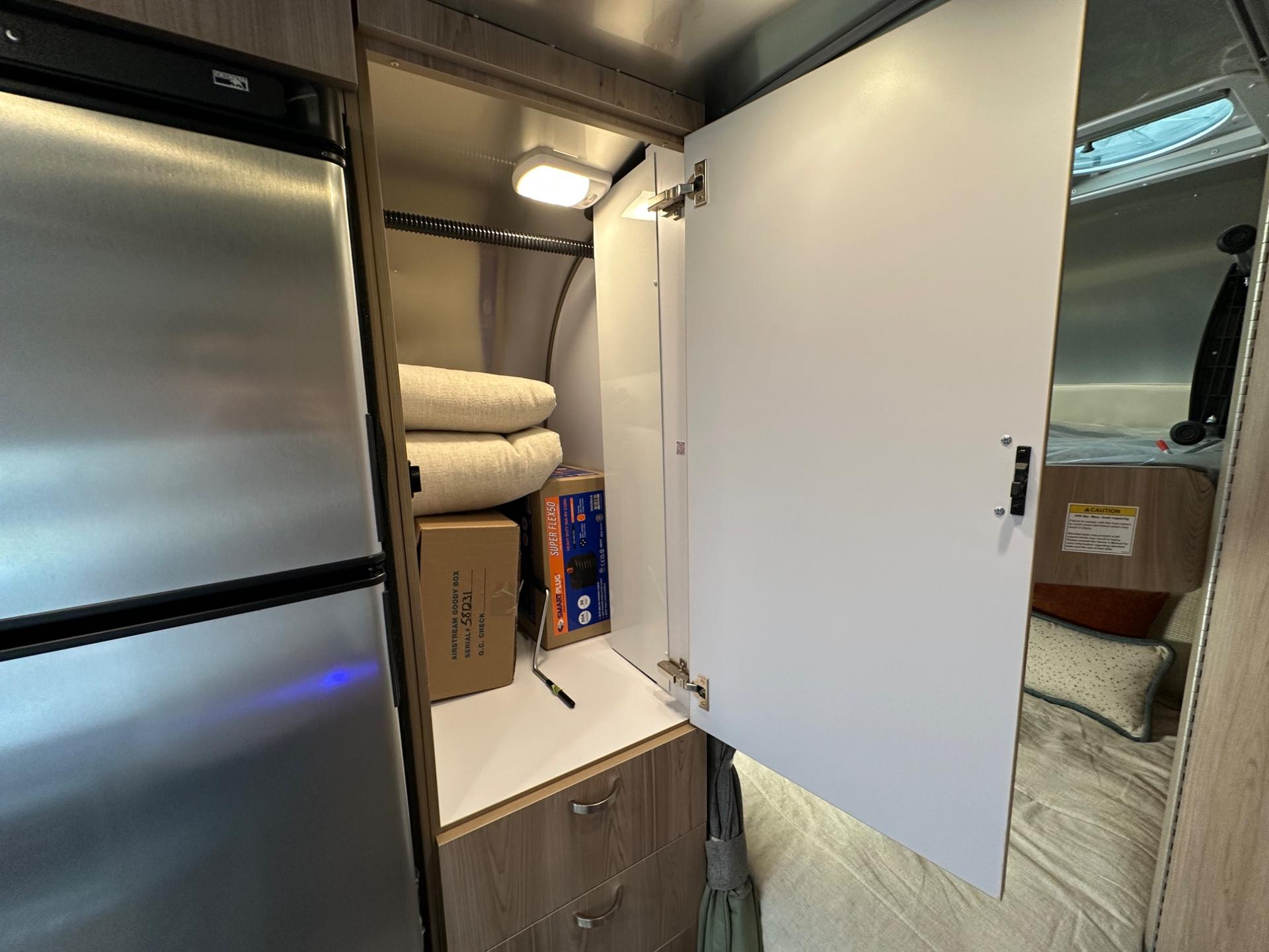 2027 Airstream 2027 Airstream Flying Cloud - thumbnail 45