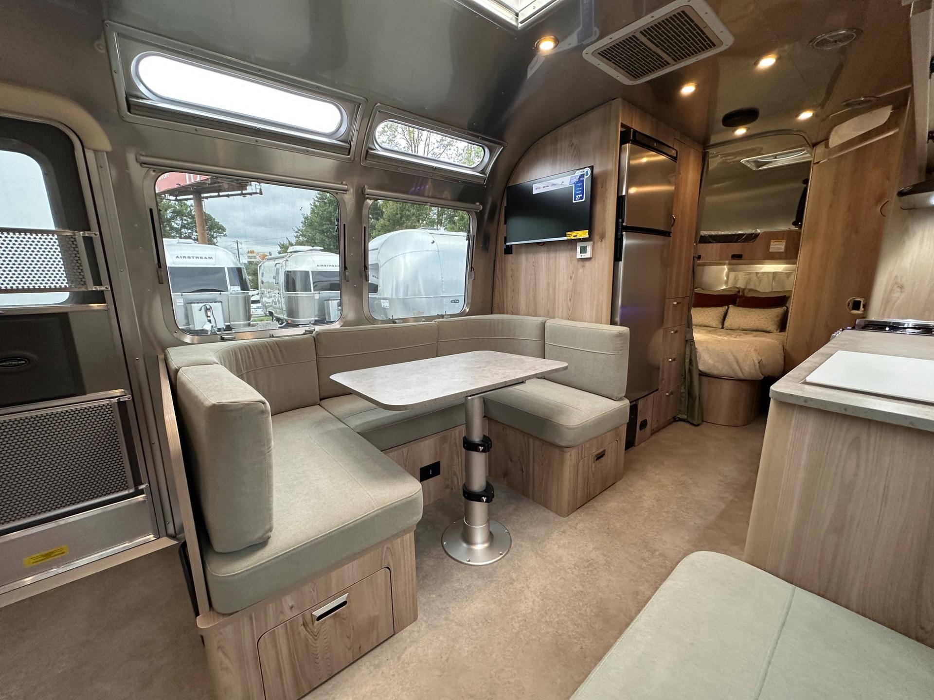 2027 Airstream 2027 Airstream Flying Cloud - thumbnail 66