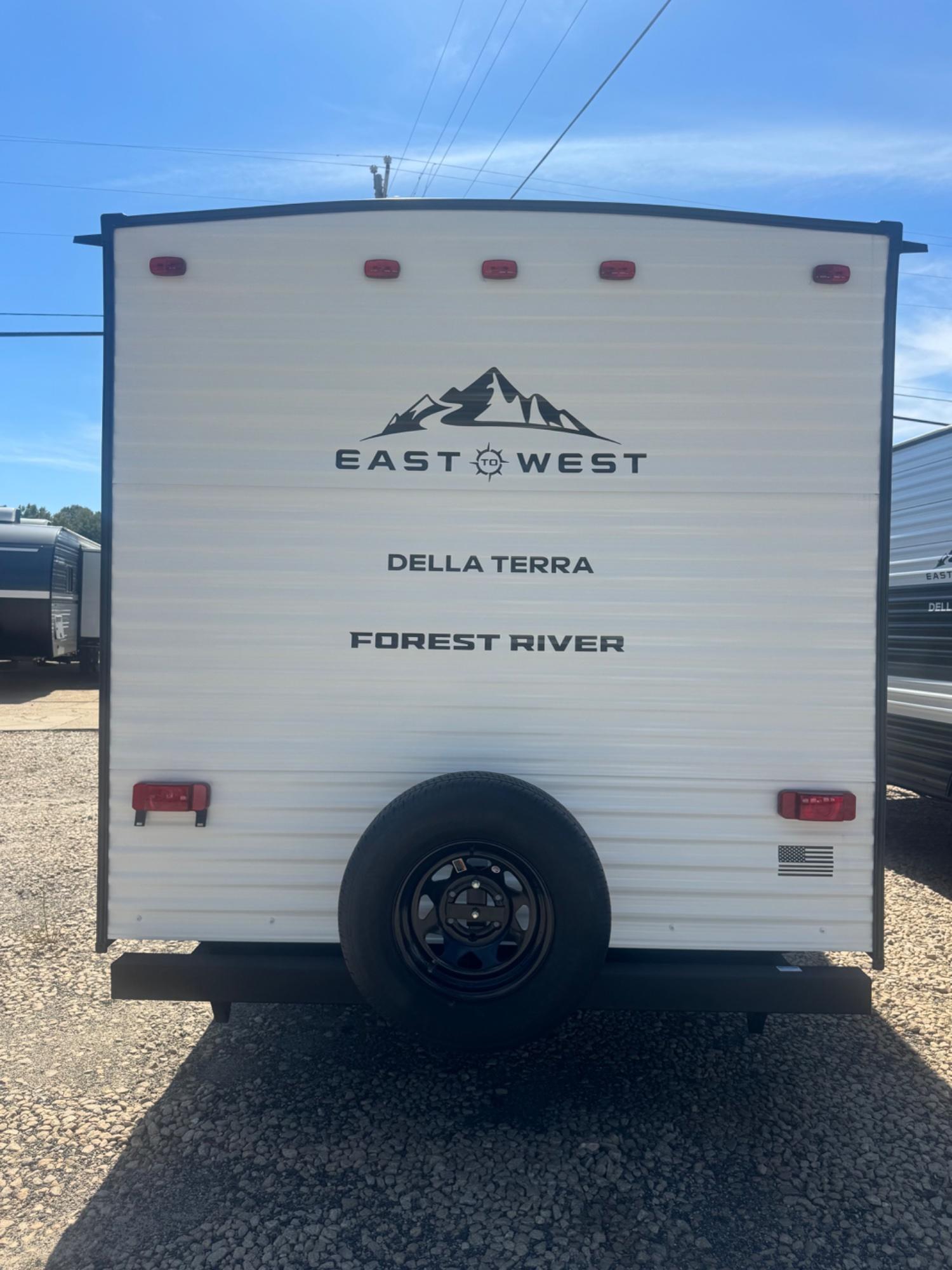 2027 East To West 2027 East To West Della Terra - thumbnail 5