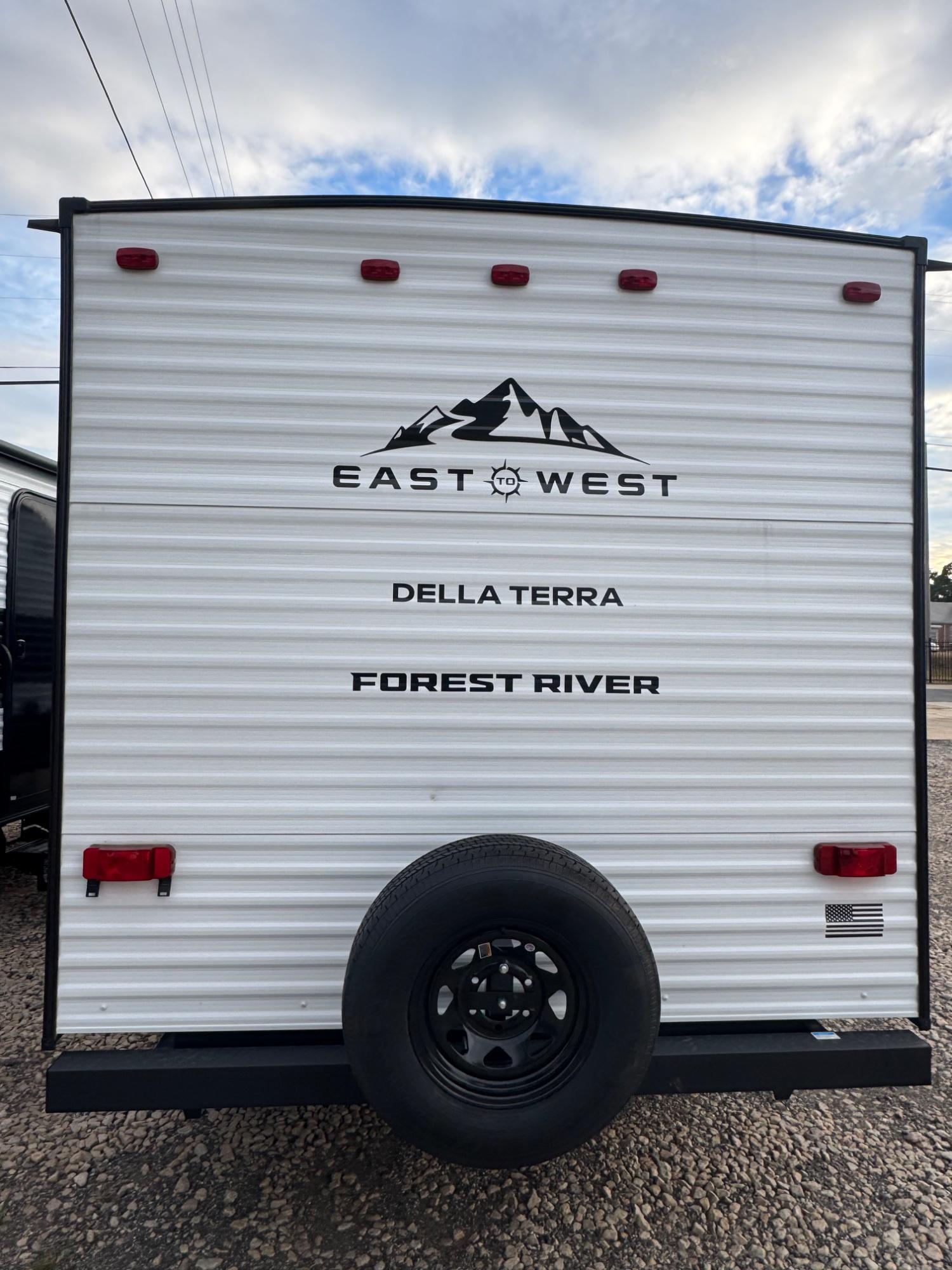 2027 East To West 2027 East To West Della Terra - thumbnail 4