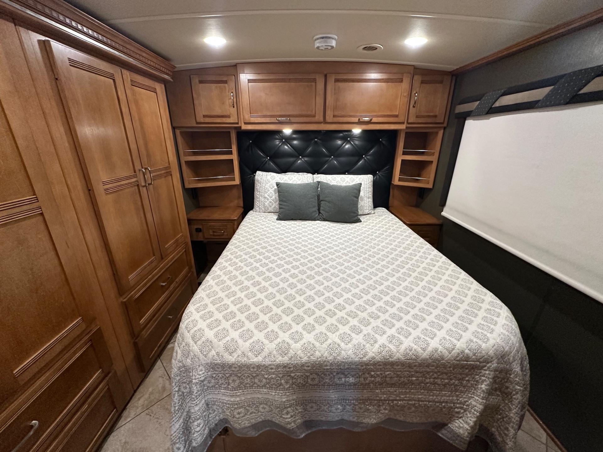 2017 Winnebago 2017 Winnebago Forza - thumbnail 20