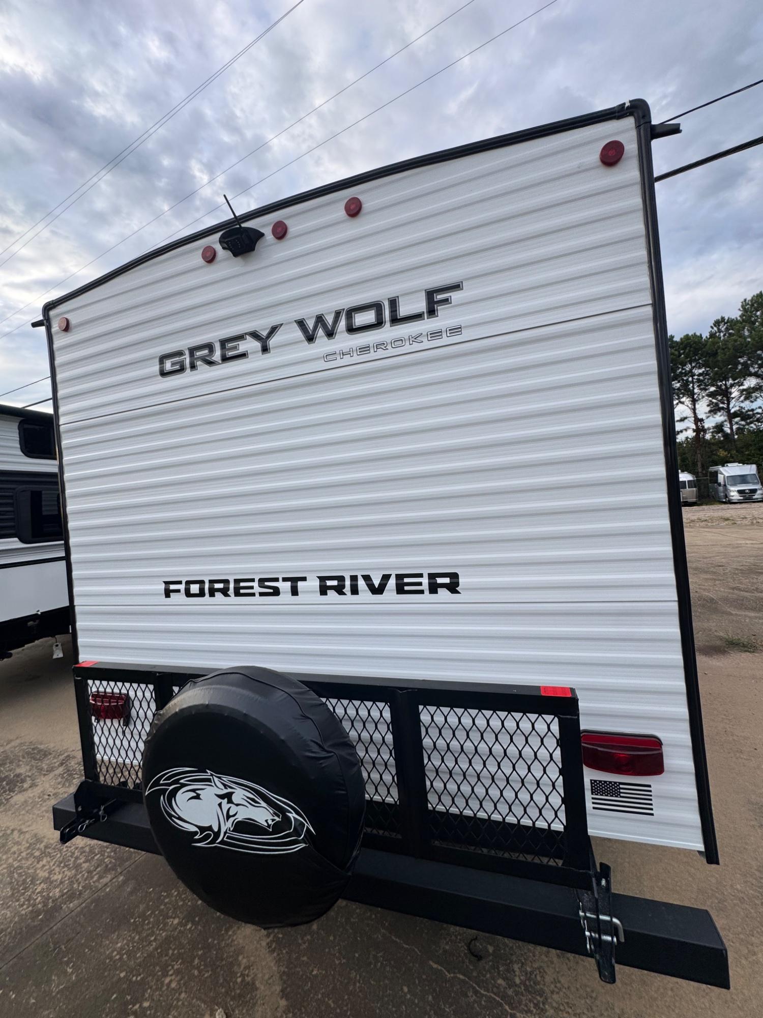 2027 Forest River 2027 Forest River Cherokee Grey Wolf - thumbnail 5