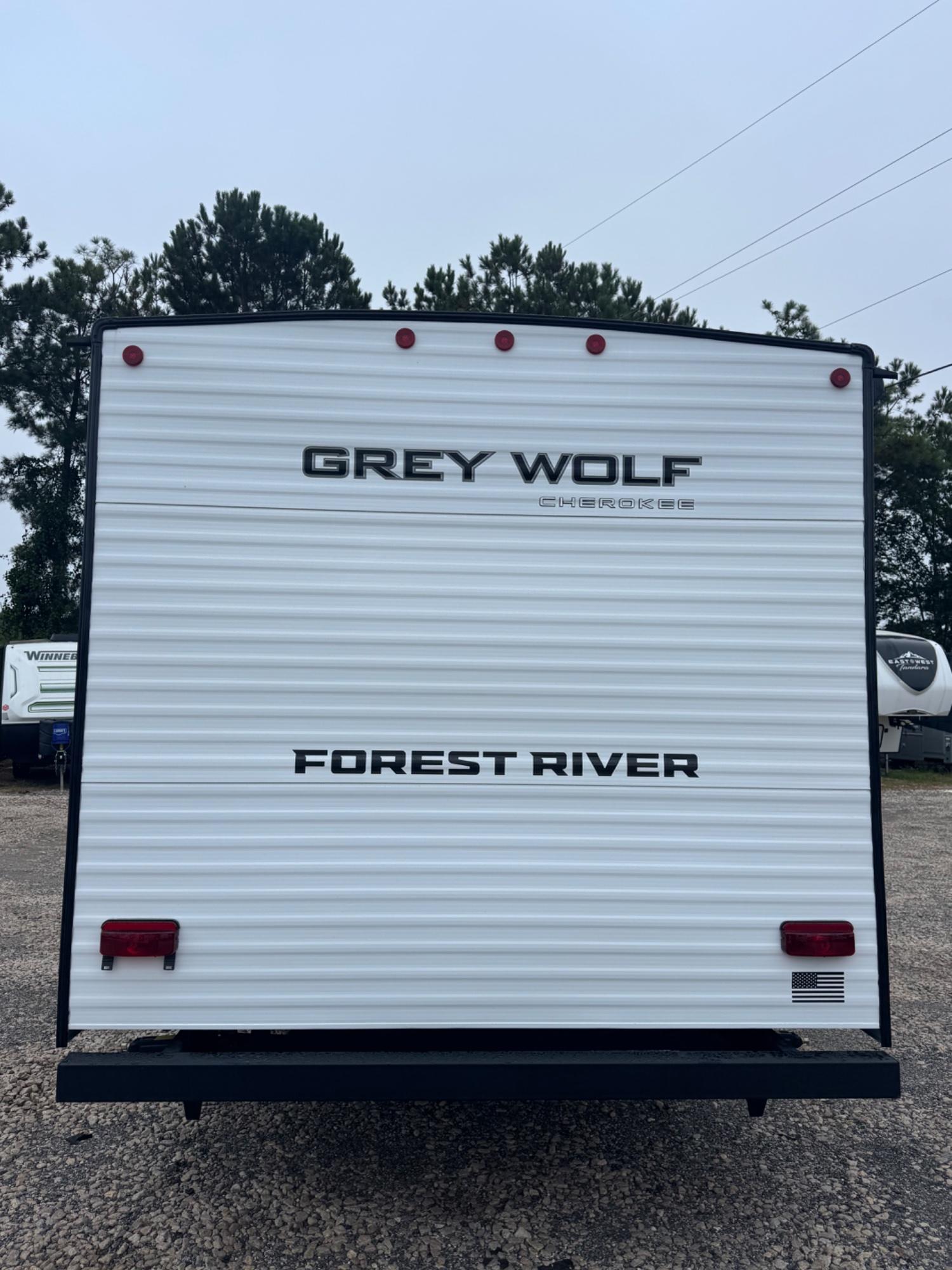 2027 Forest River 2027 Forest River Cherokee Grey Wolf - thumbnail 4