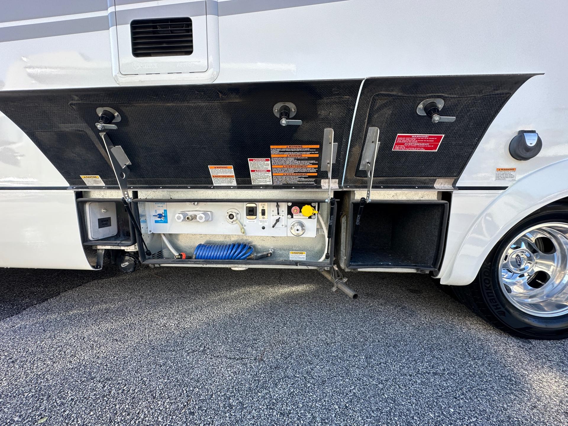 2020 Leisure Travel Vans 2020 Leisure Travel Vans Wonder - thumbnail 33