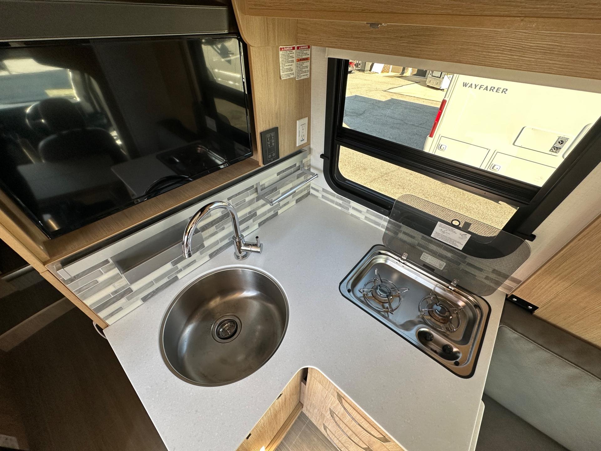 2020 Leisure Travel Vans 2020 Leisure Travel Vans Wonder - thumbnail 13