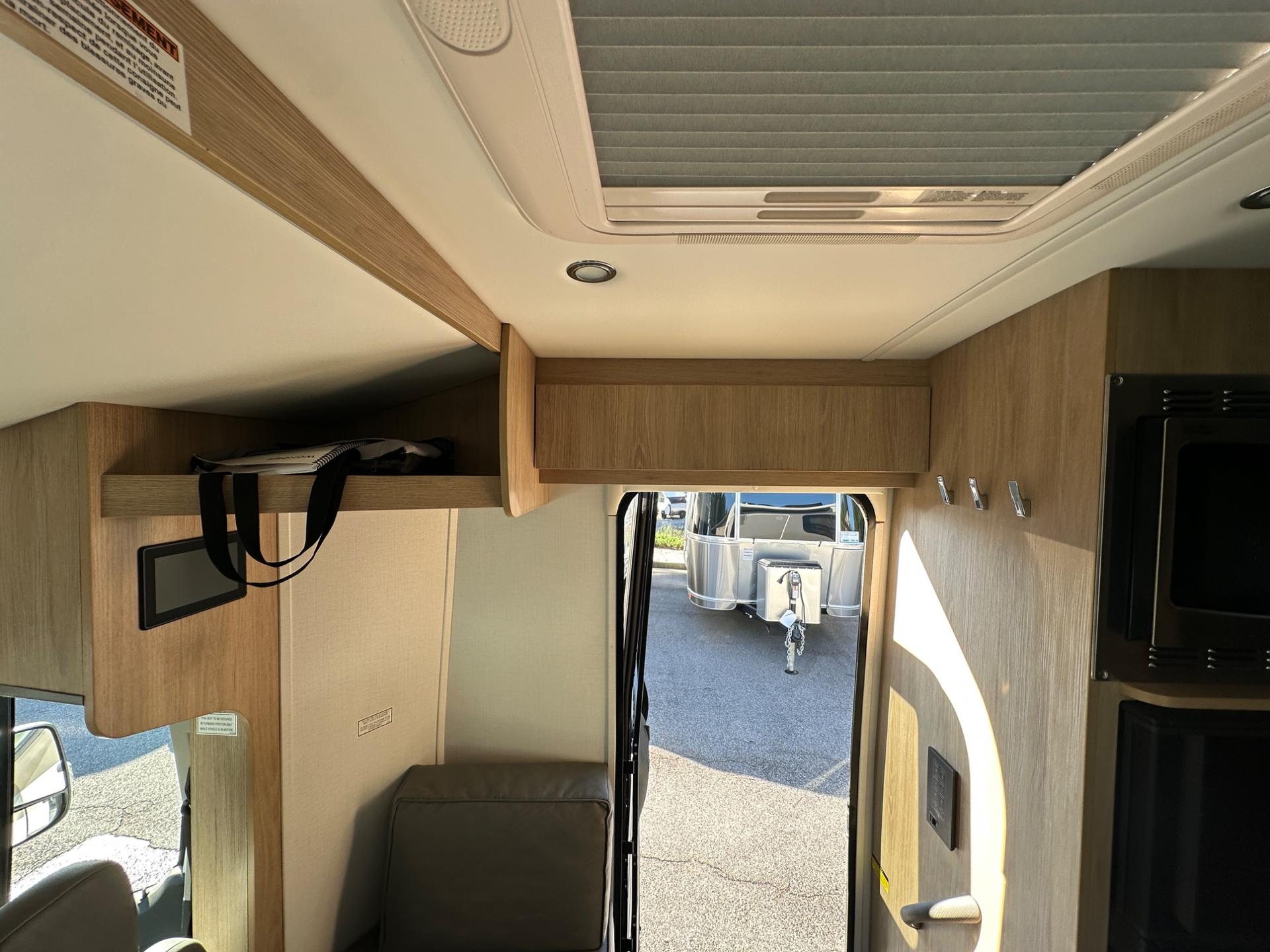 2020 Leisure Travel Vans 2020 Leisure Travel Vans Wonder - thumbnail 26