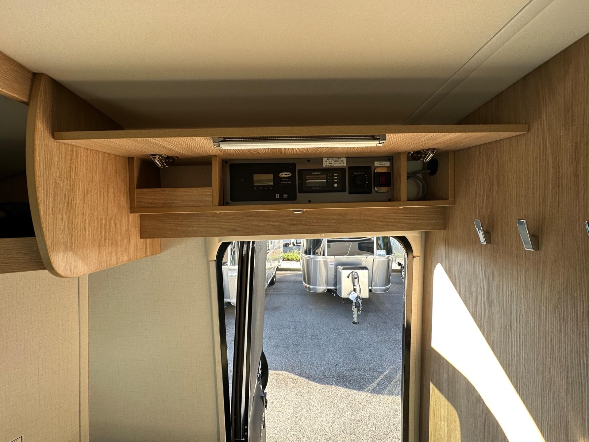 2020 Leisure Travel Vans 2020 Leisure Travel Vans Wonder - thumbnail 27