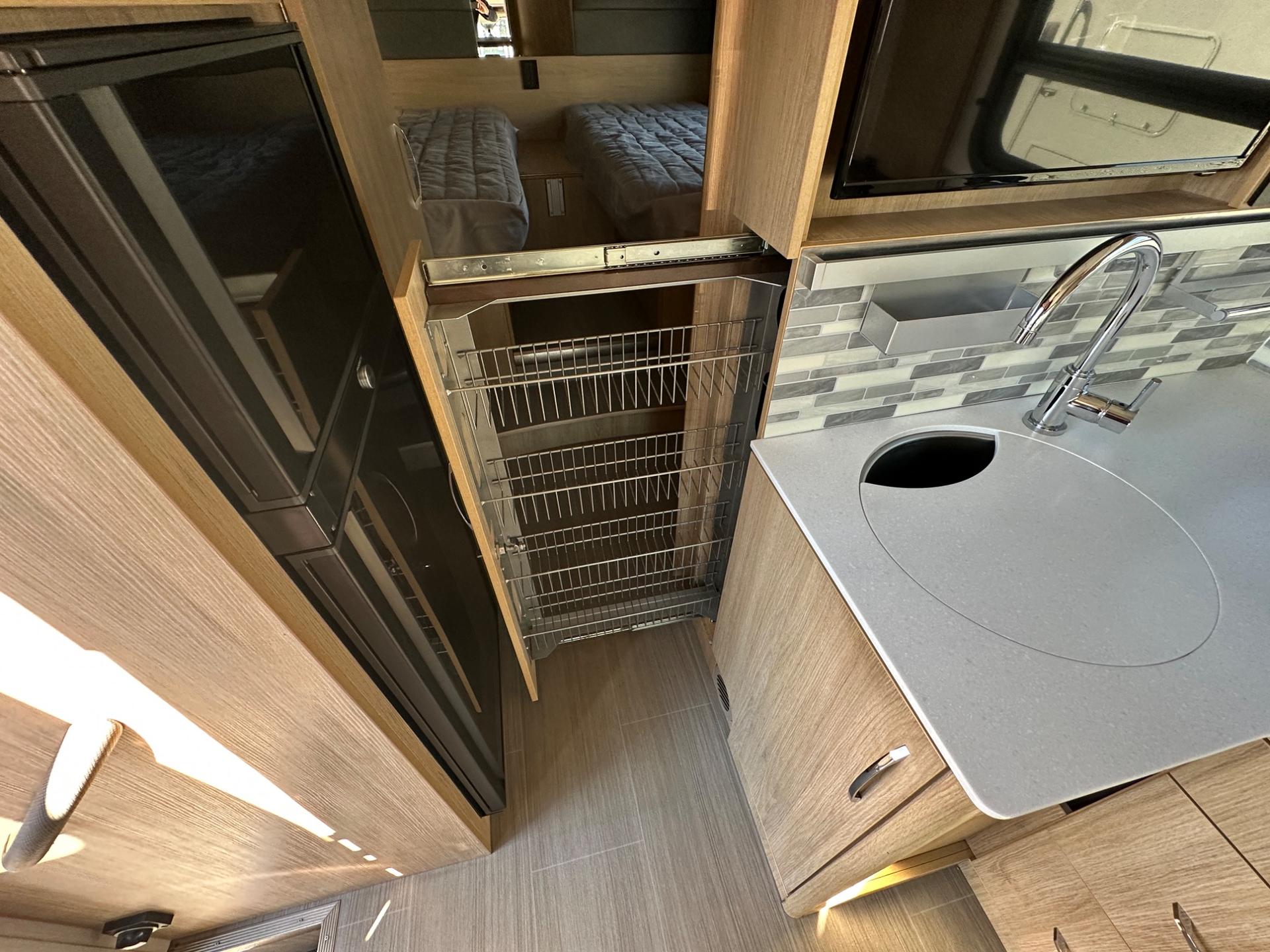 2020 Leisure Travel Vans 2020 Leisure Travel Vans Wonder - thumbnail 16