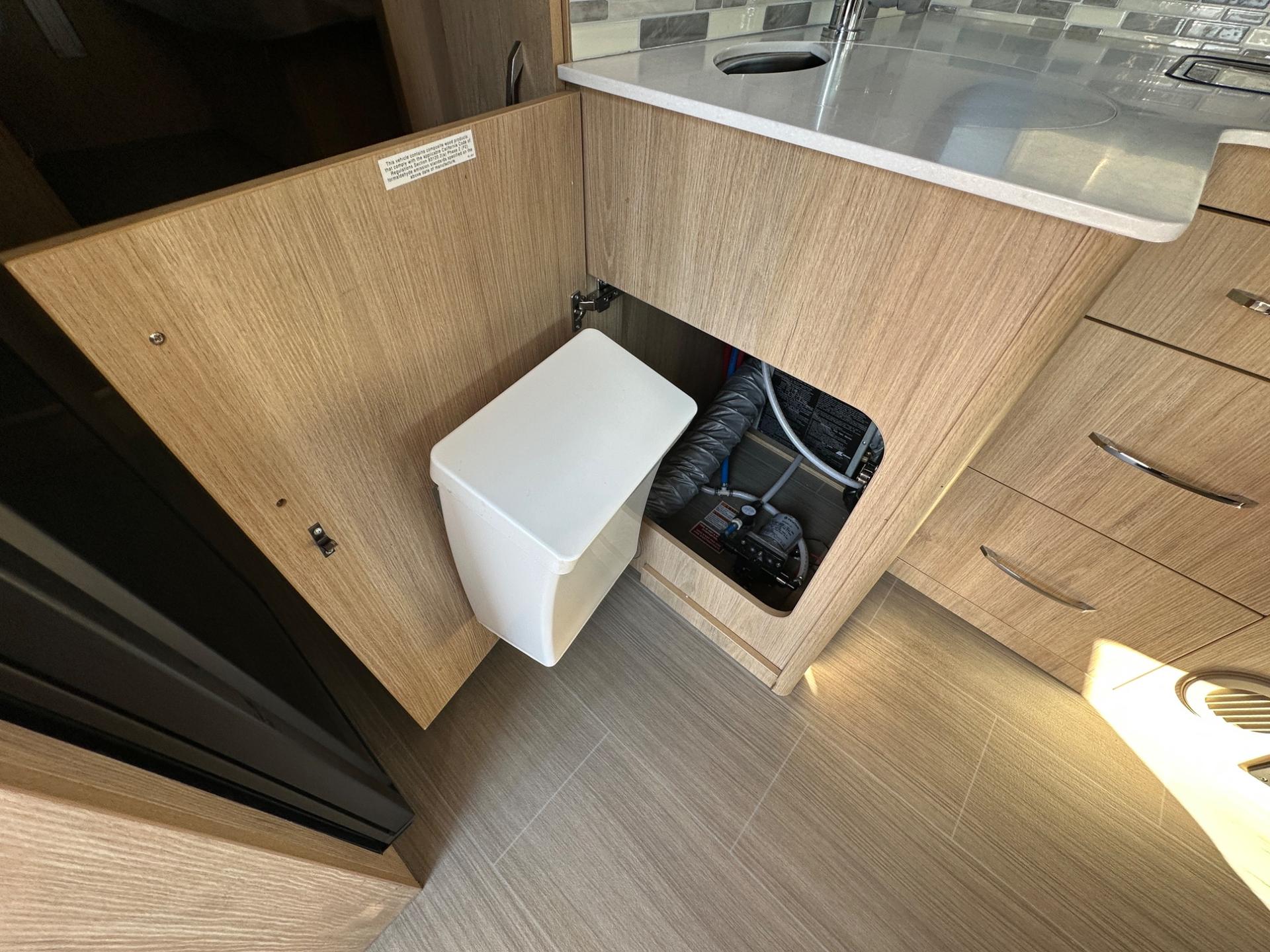 2020 Leisure Travel Vans 2020 Leisure Travel Vans Wonder - thumbnail 17