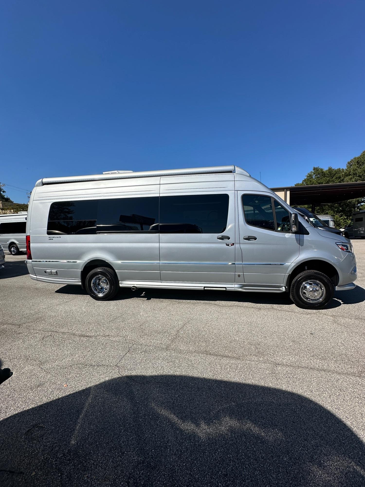 2026 Airstream 2026 Airstream Interstate - thumbnail 4