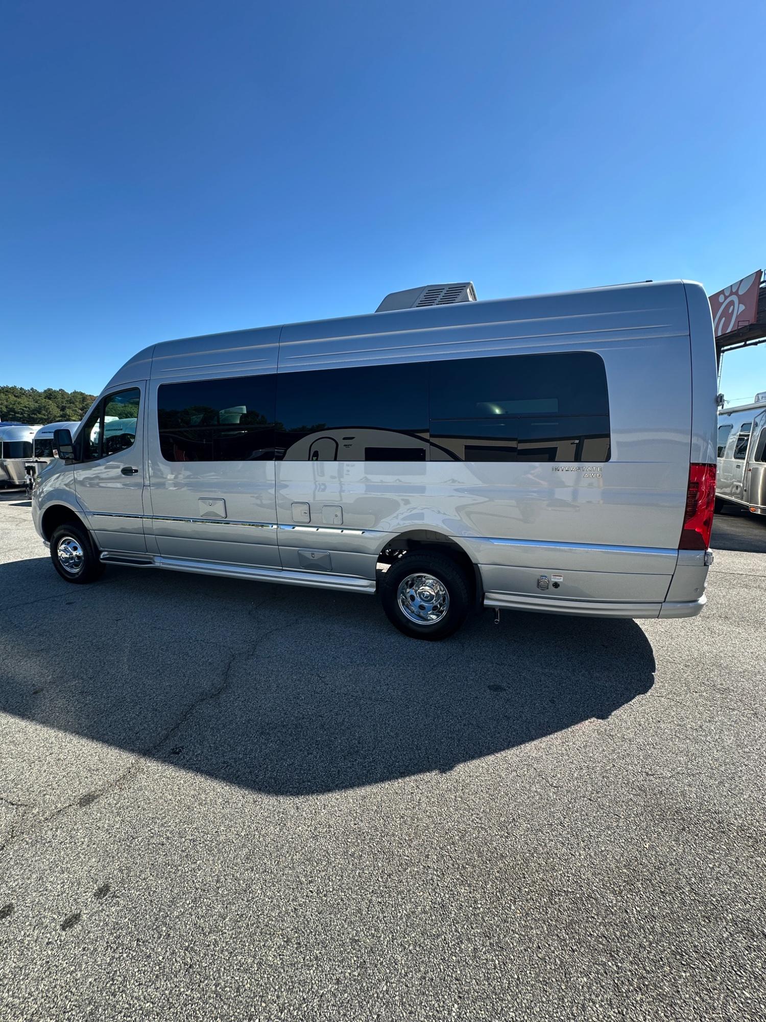 2026 Airstream 2026 Airstream Interstate - thumbnail 8