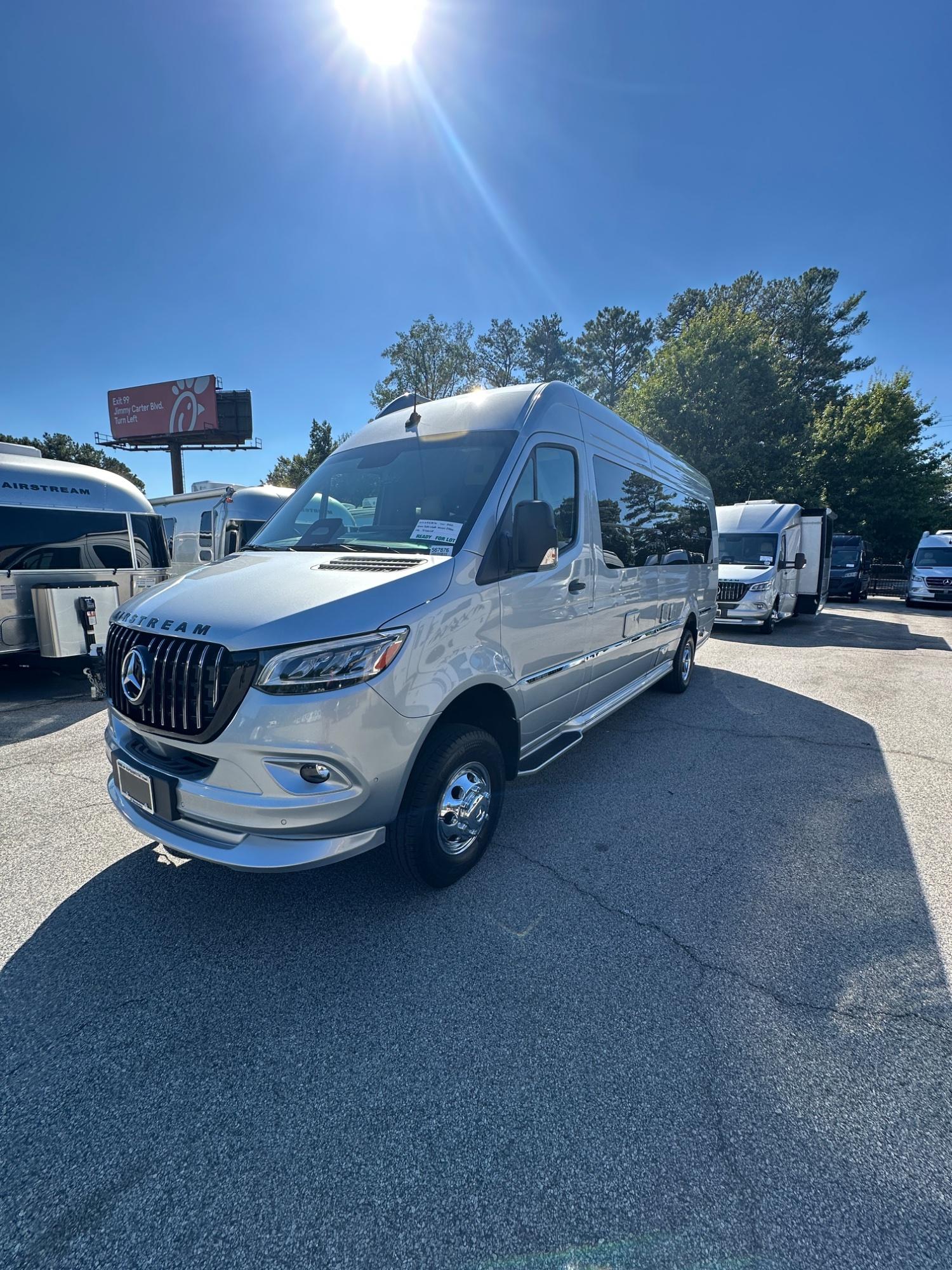 2026 Airstream 2026 Airstream Interstate - thumbnail 9