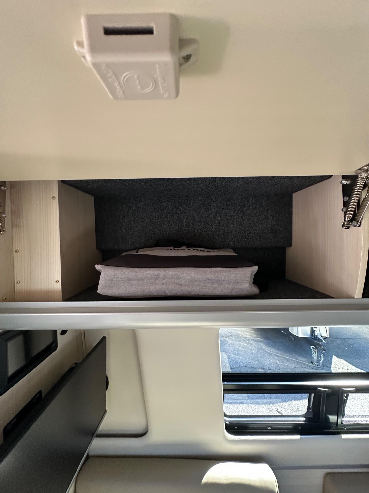 2026 Airstream 2026 Airstream Interstate - thumbnail 29