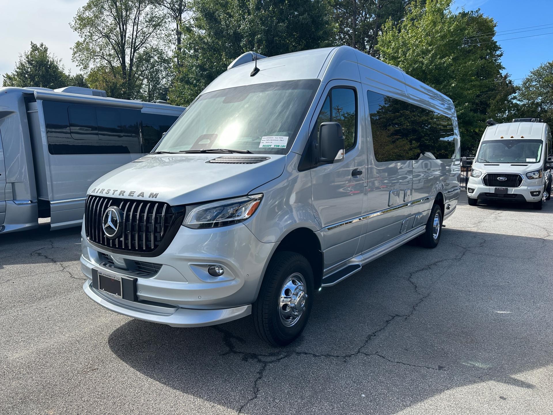2026 Airstream 2026 Airstream Interstate - thumbnail 10