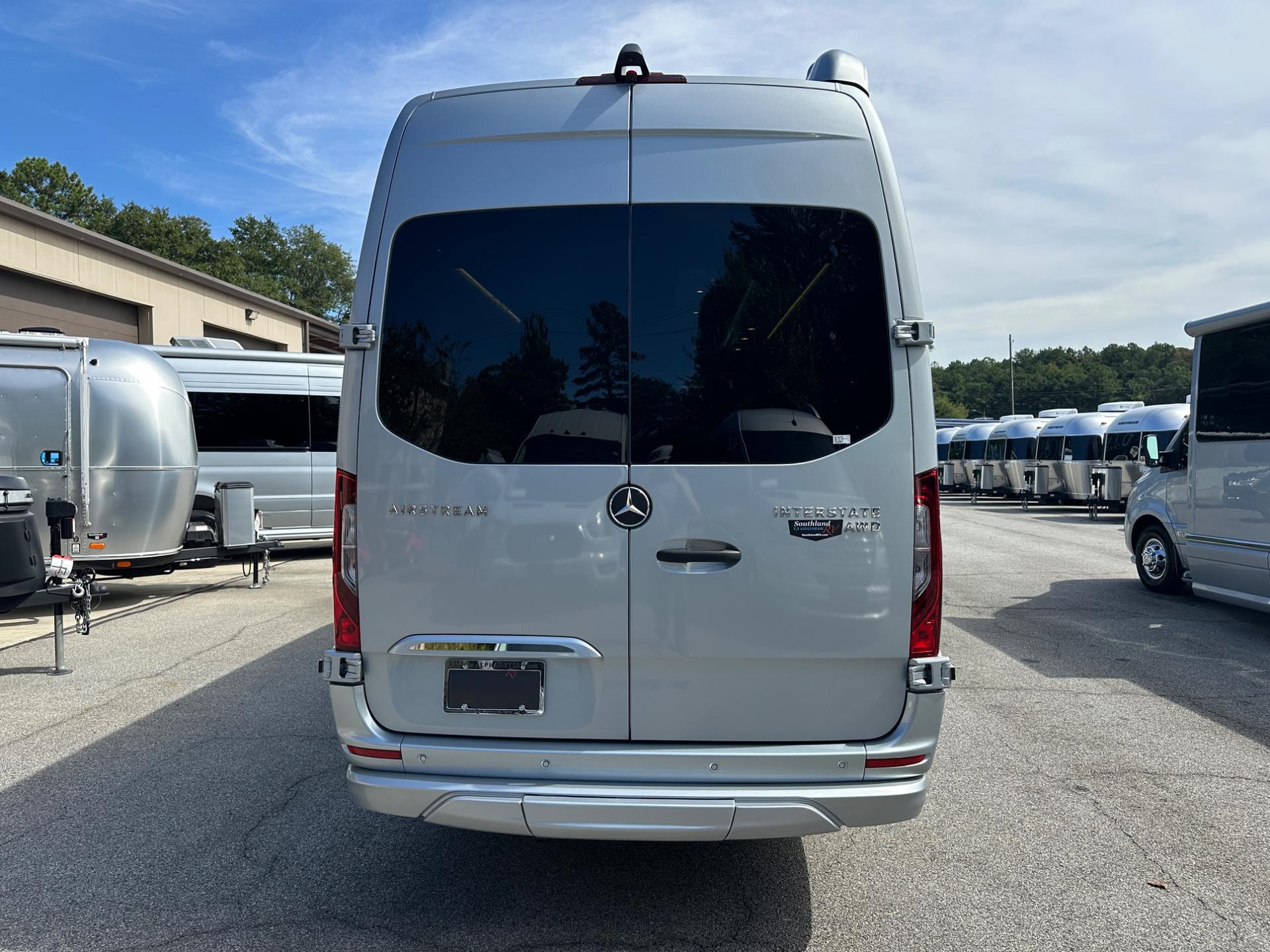 2026 Airstream 2026 Airstream Interstate - thumbnail 6