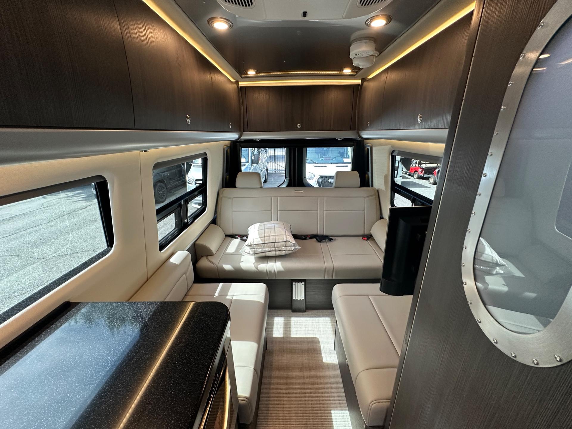 2026 Airstream 2026 Airstream Interstate - thumbnail 27
