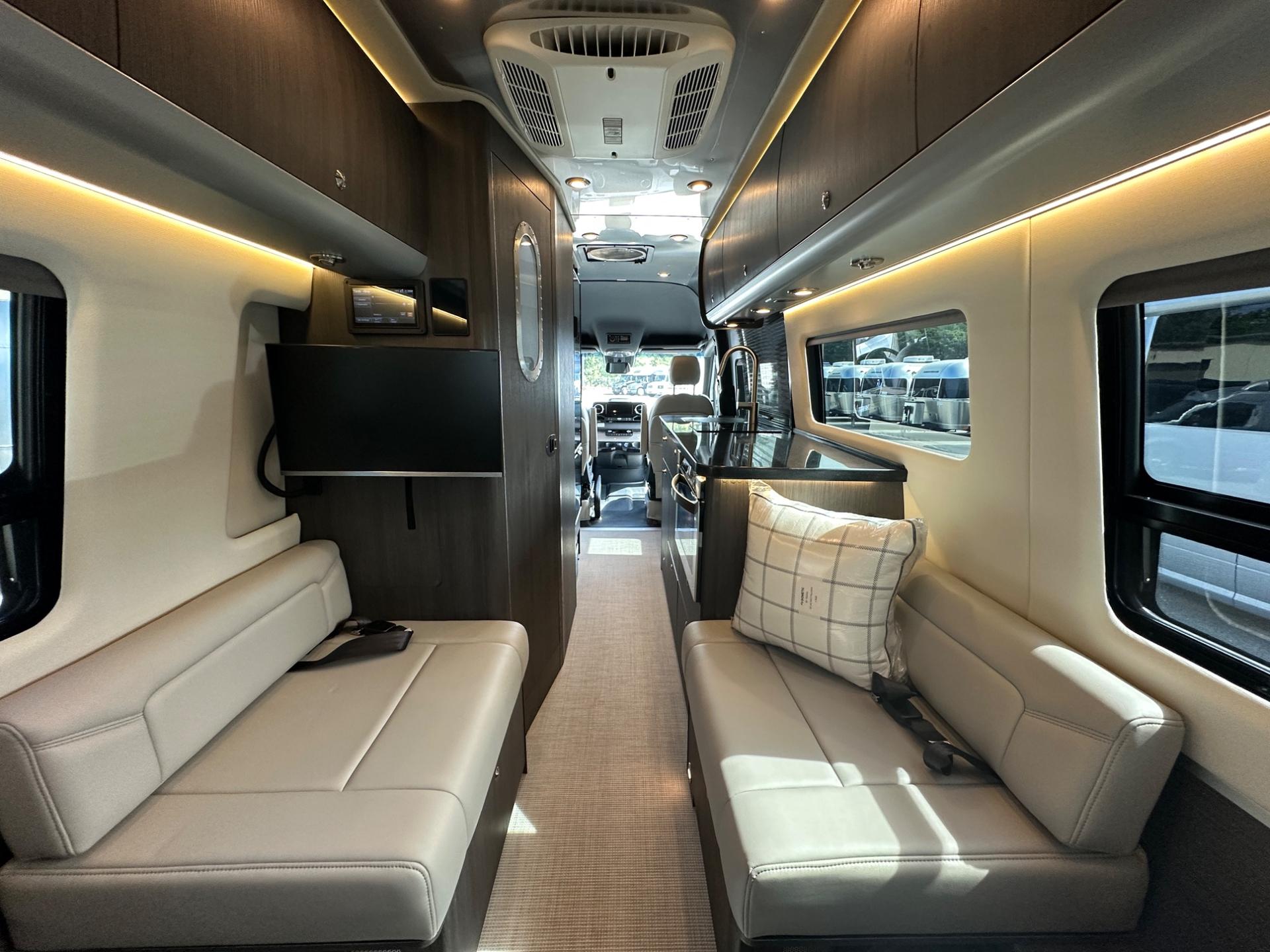 2026 Airstream 2026 Airstream Interstate - thumbnail 33