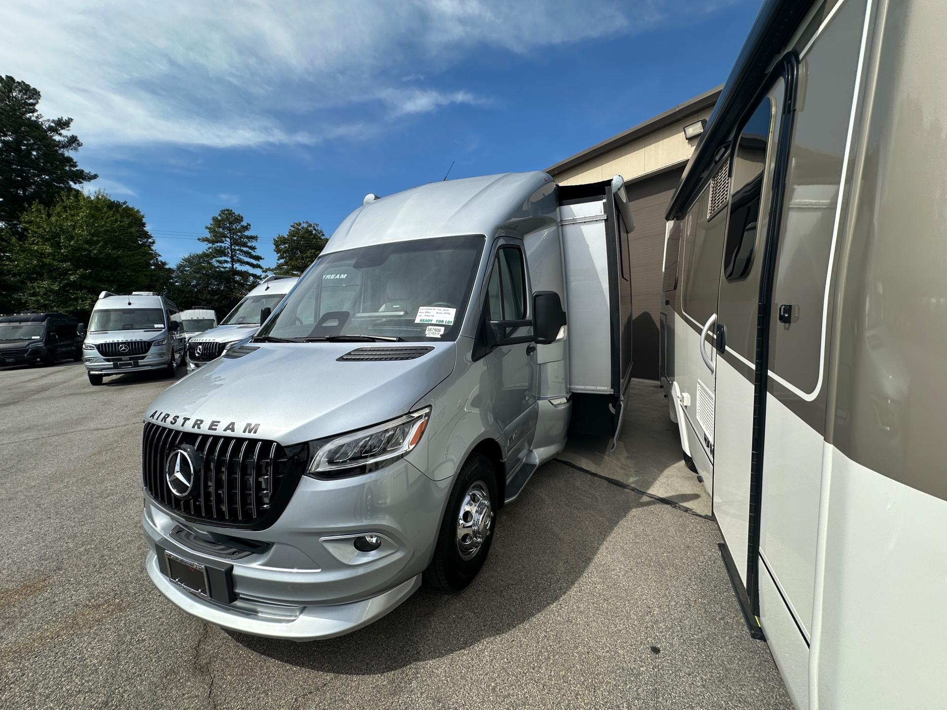 2026 Airstream 2026 Airstream Atlas - thumbnail 7