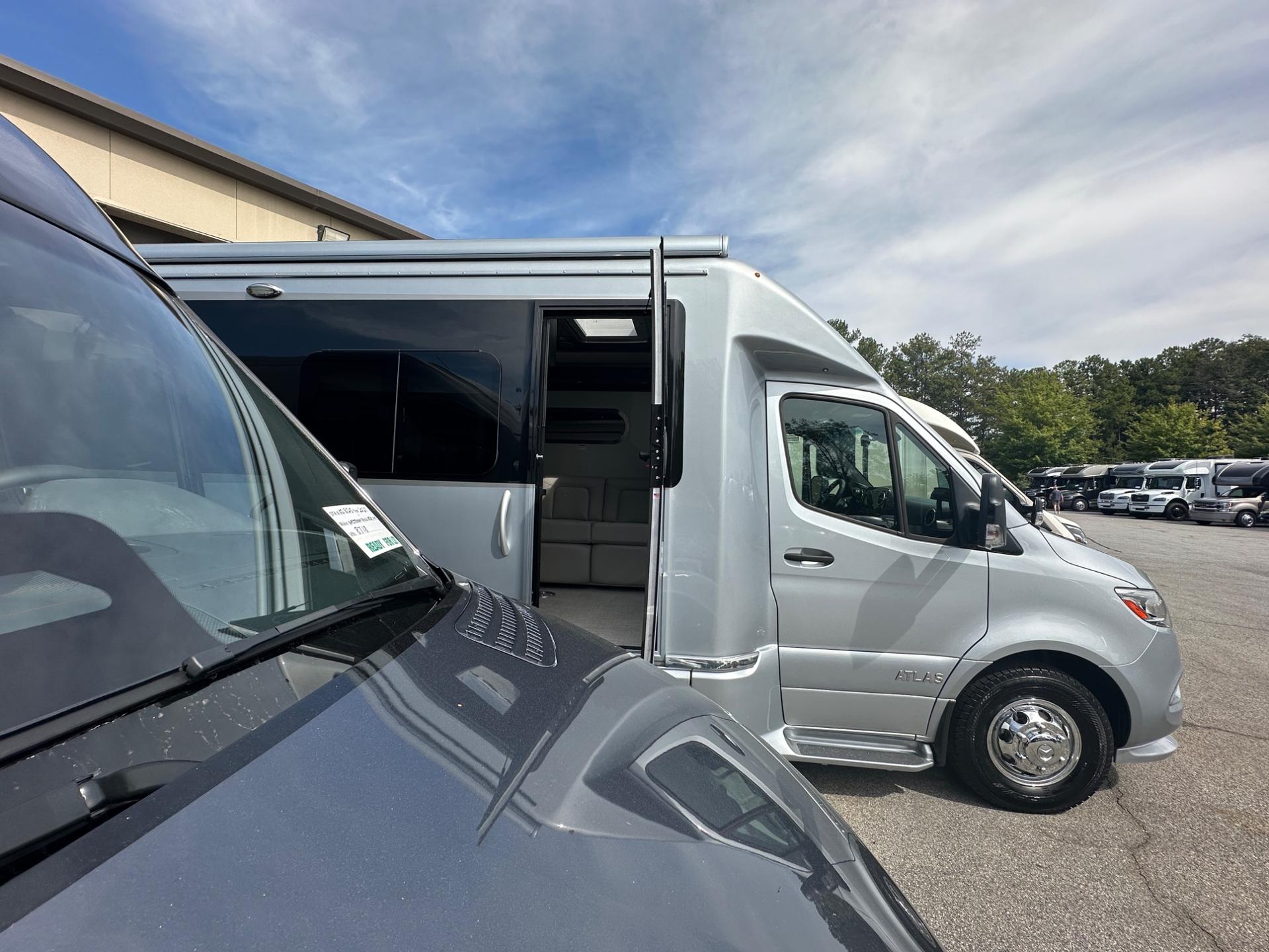 2026 Airstream 2026 Airstream Atlas - thumbnail 9