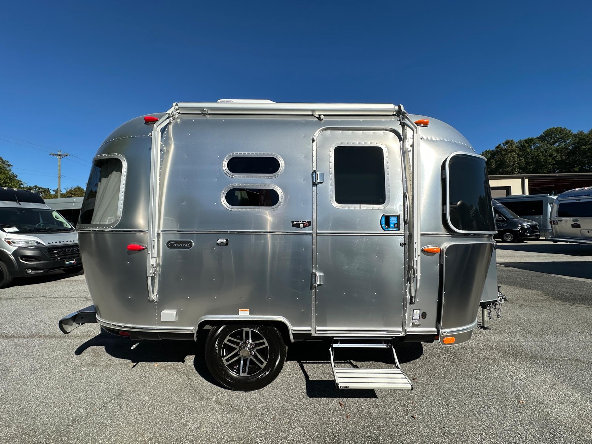 2027 Airstream 2027 Airstream Caravel - thumbnail 3