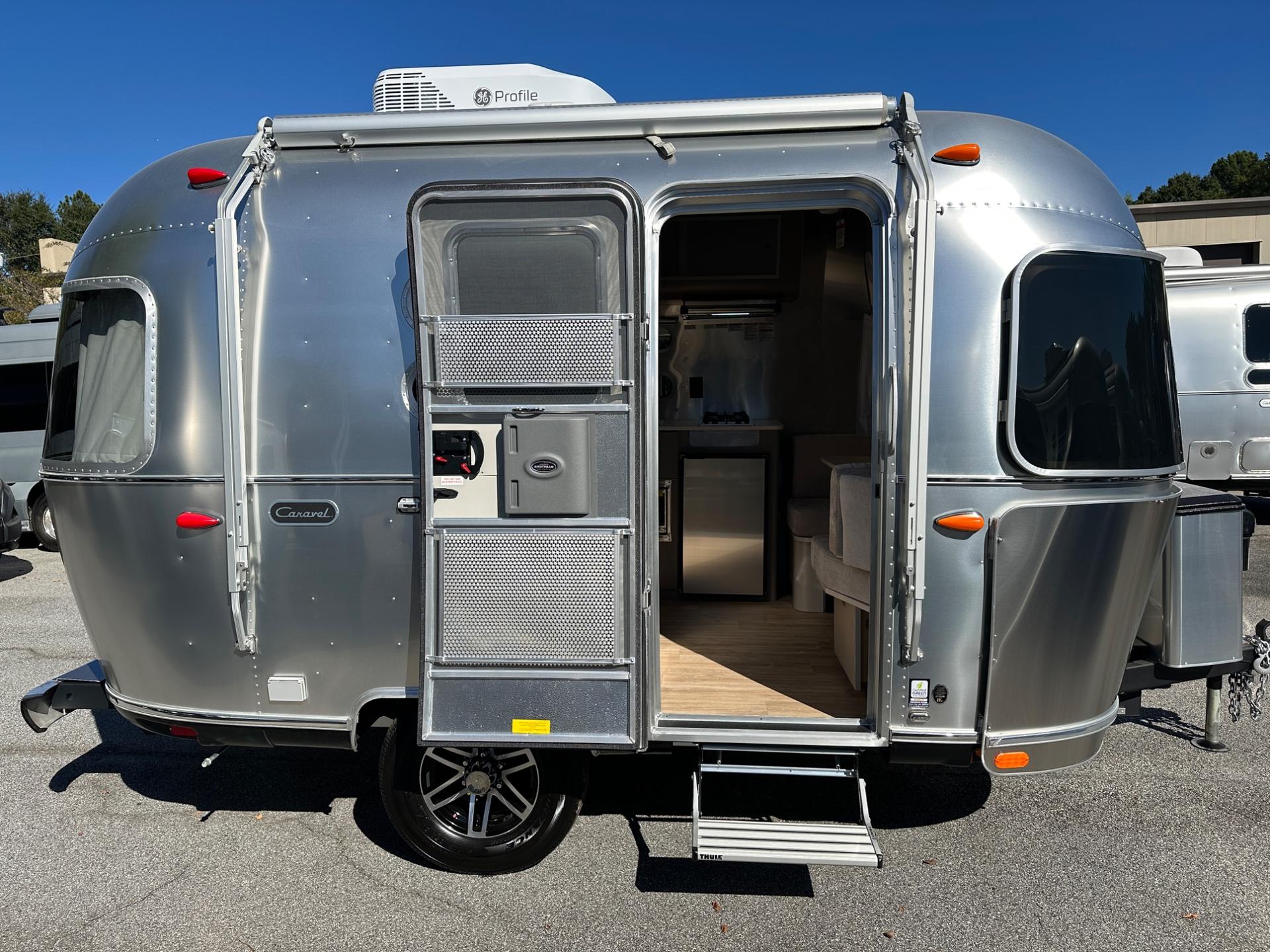 2027 Airstream 2027 Airstream Caravel - thumbnail 10