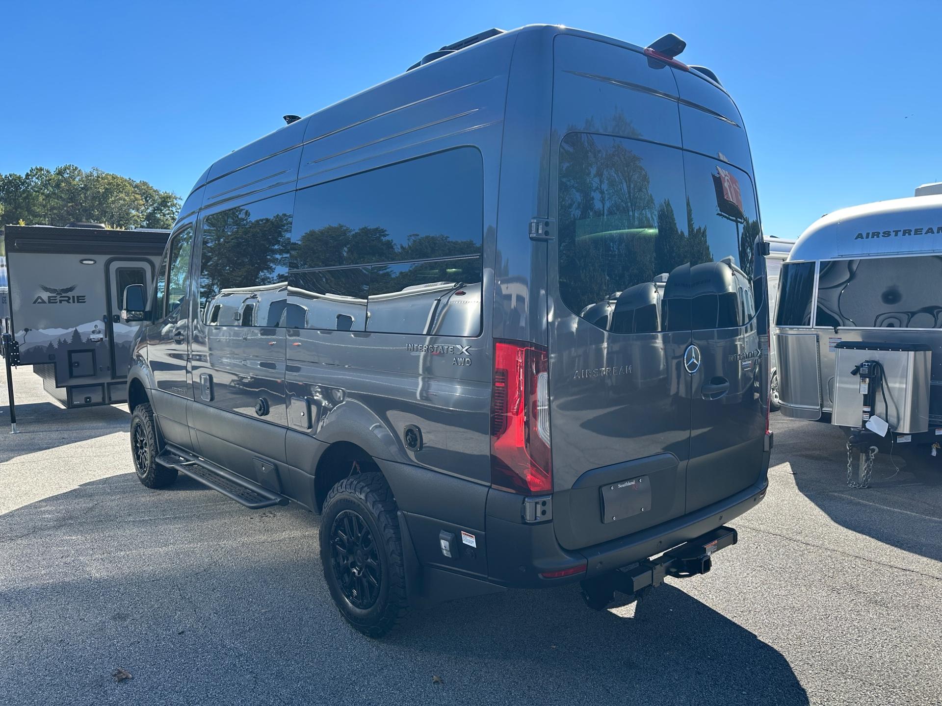 2027 Airstream 2027 Airstream Interstate - thumbnail 7