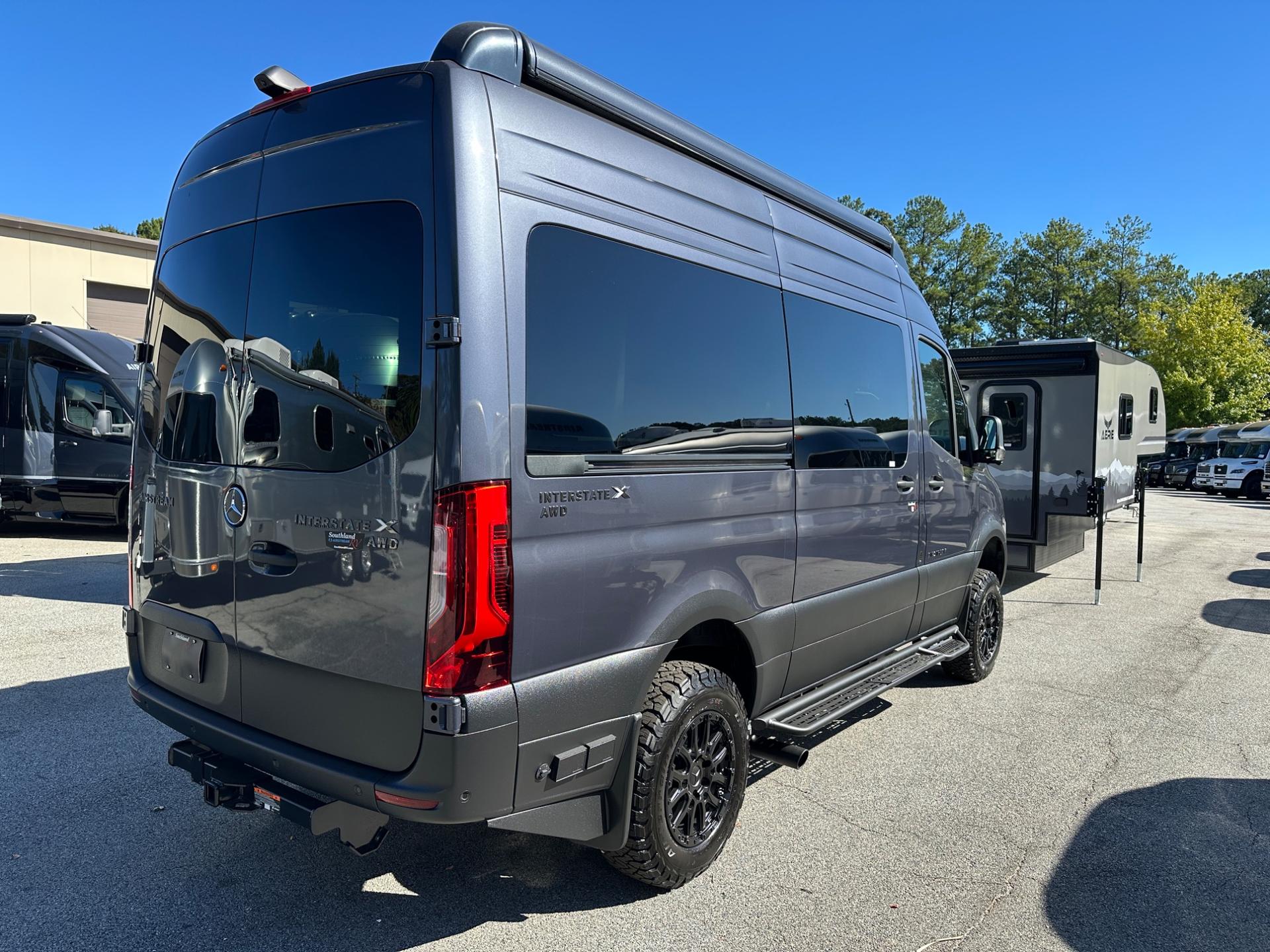 2027 Airstream 2027 Airstream Interstate - thumbnail 4