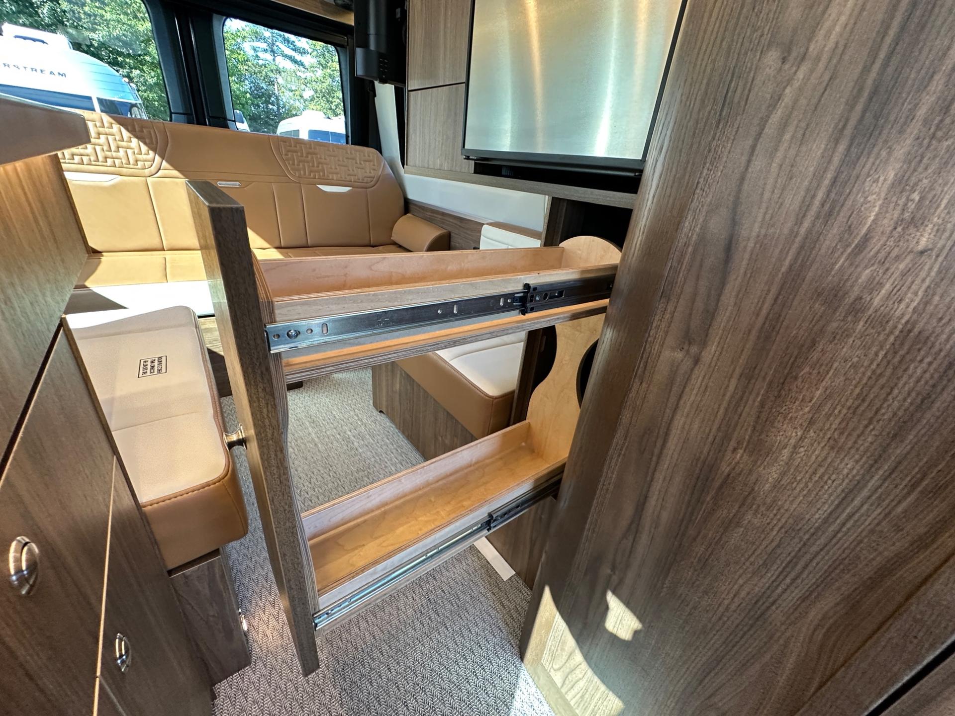 2027 Airstream 2027 Airstream Interstate - thumbnail 26