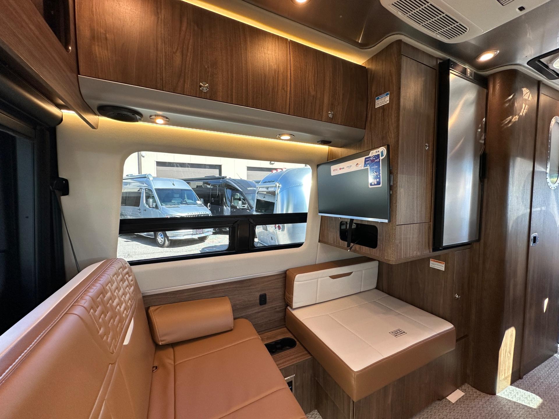 2027 Airstream 2027 Airstream Interstate - thumbnail 32