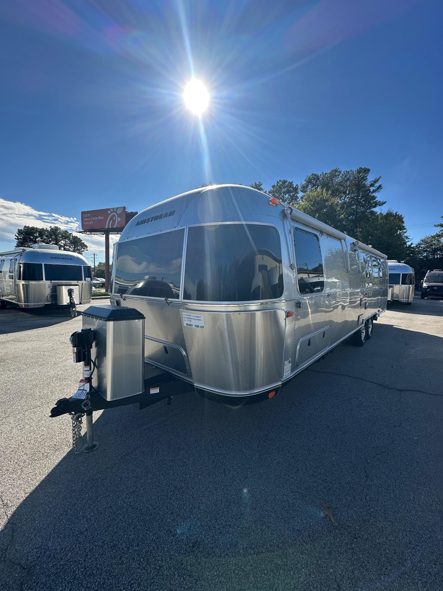 2027 Airstream 2027 Airstream Classic - thumbnail 5