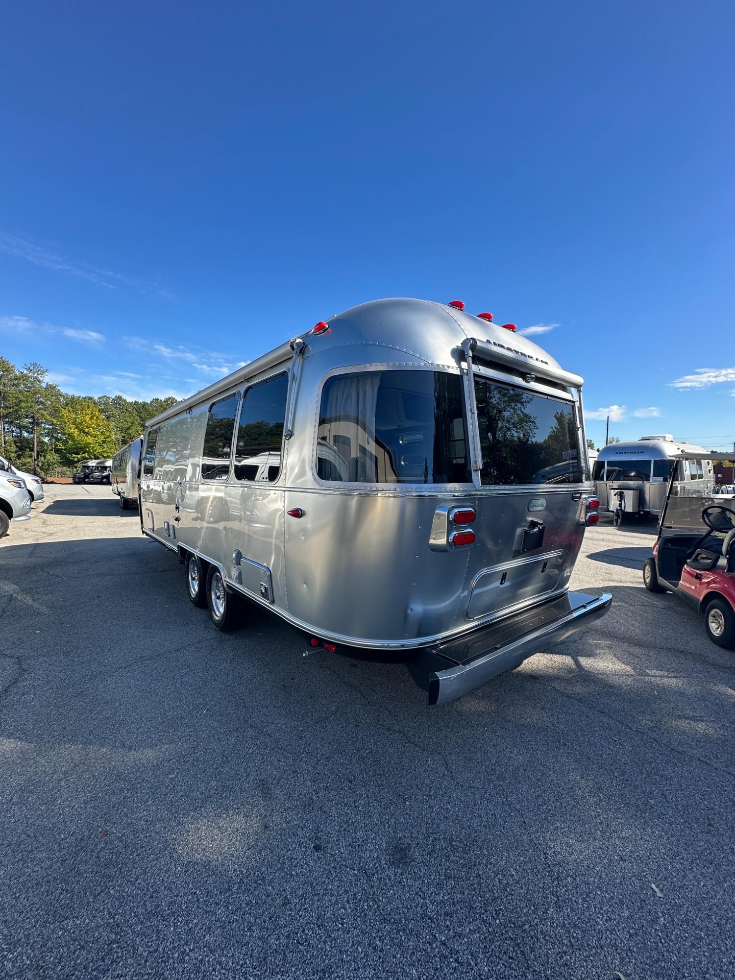 2027 Airstream 2027 Airstream Globetrotter - thumbnail 4
